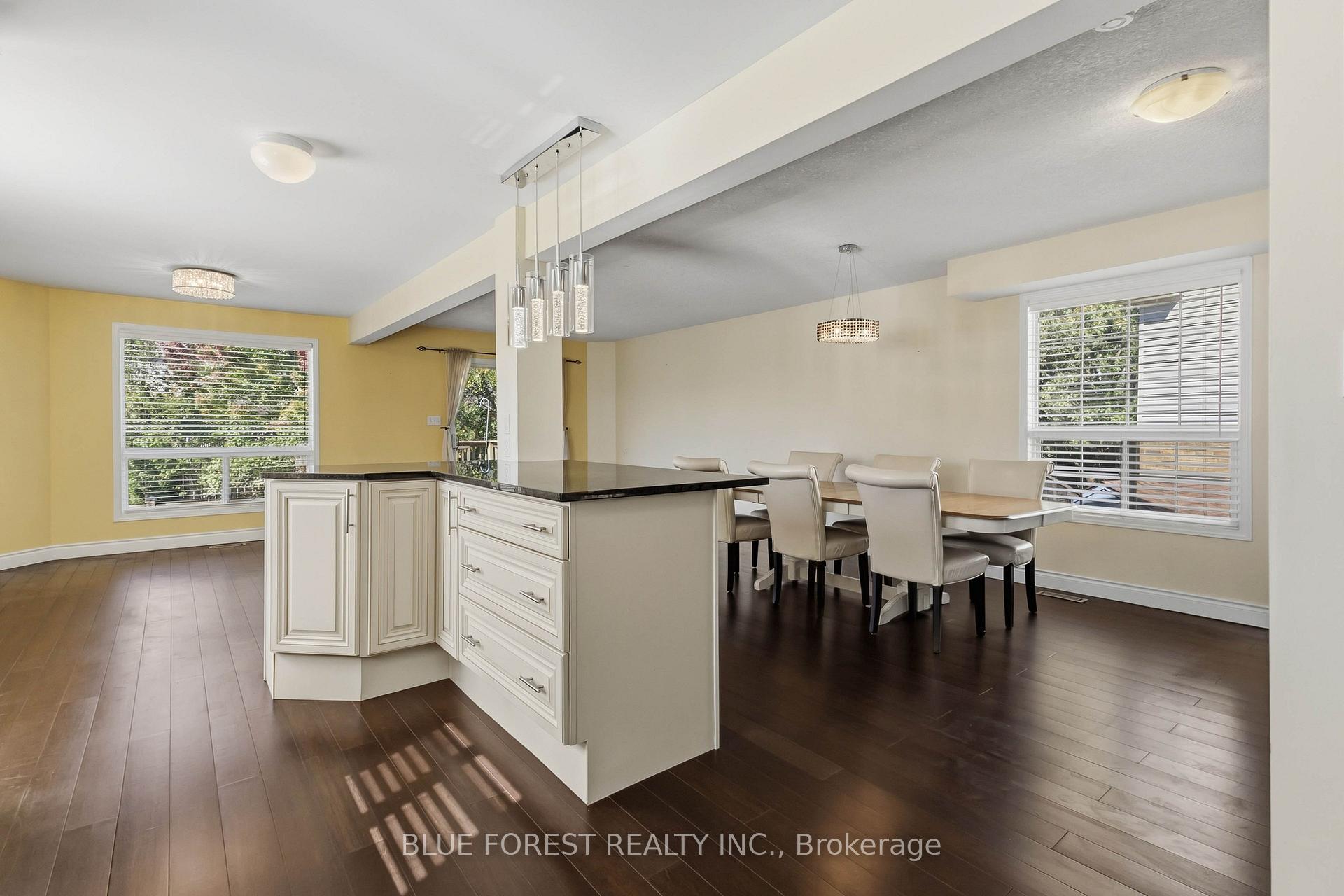 Photo 7 of 763 Redoak Place, London, North M — HOMEH