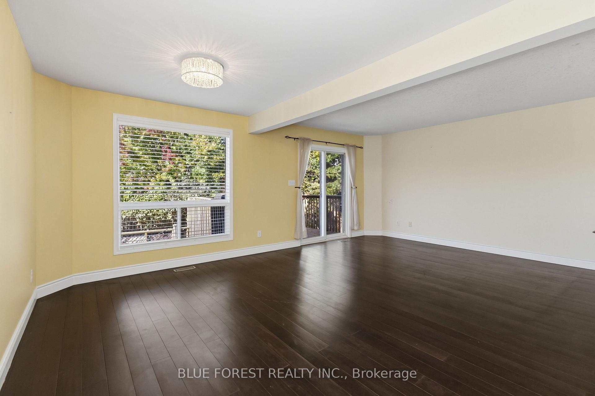 Photo 10 of 763 Redoak Place, London, North M — HOMEH