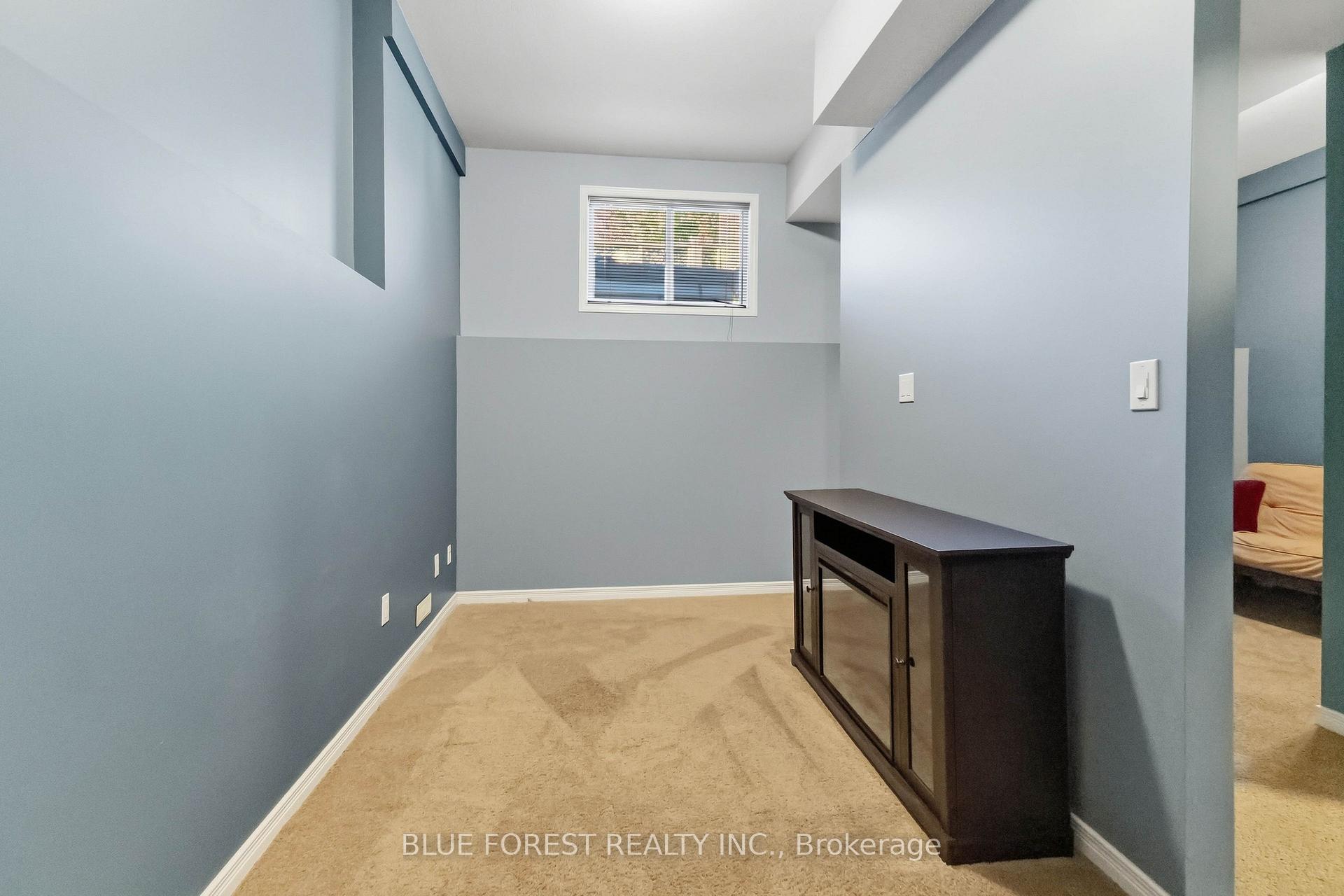 Photo 36 of 763 Redoak Place, London, North M — HOMEH