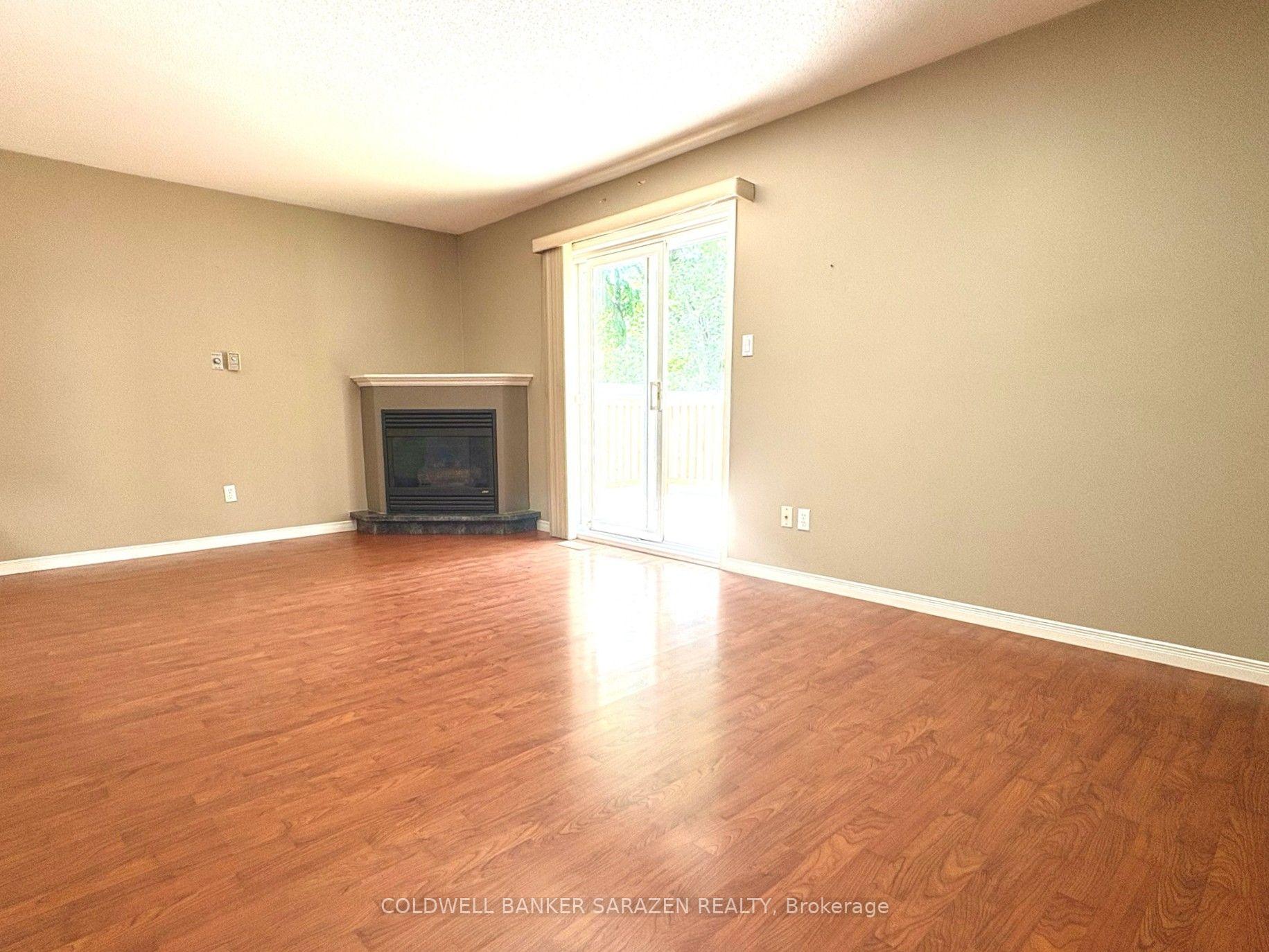 Photo 2 of Unit Upper Level, 900 Scott-Dupuis Way, Ottawa, Hiawatha Park/Convent Glen — HOMEH