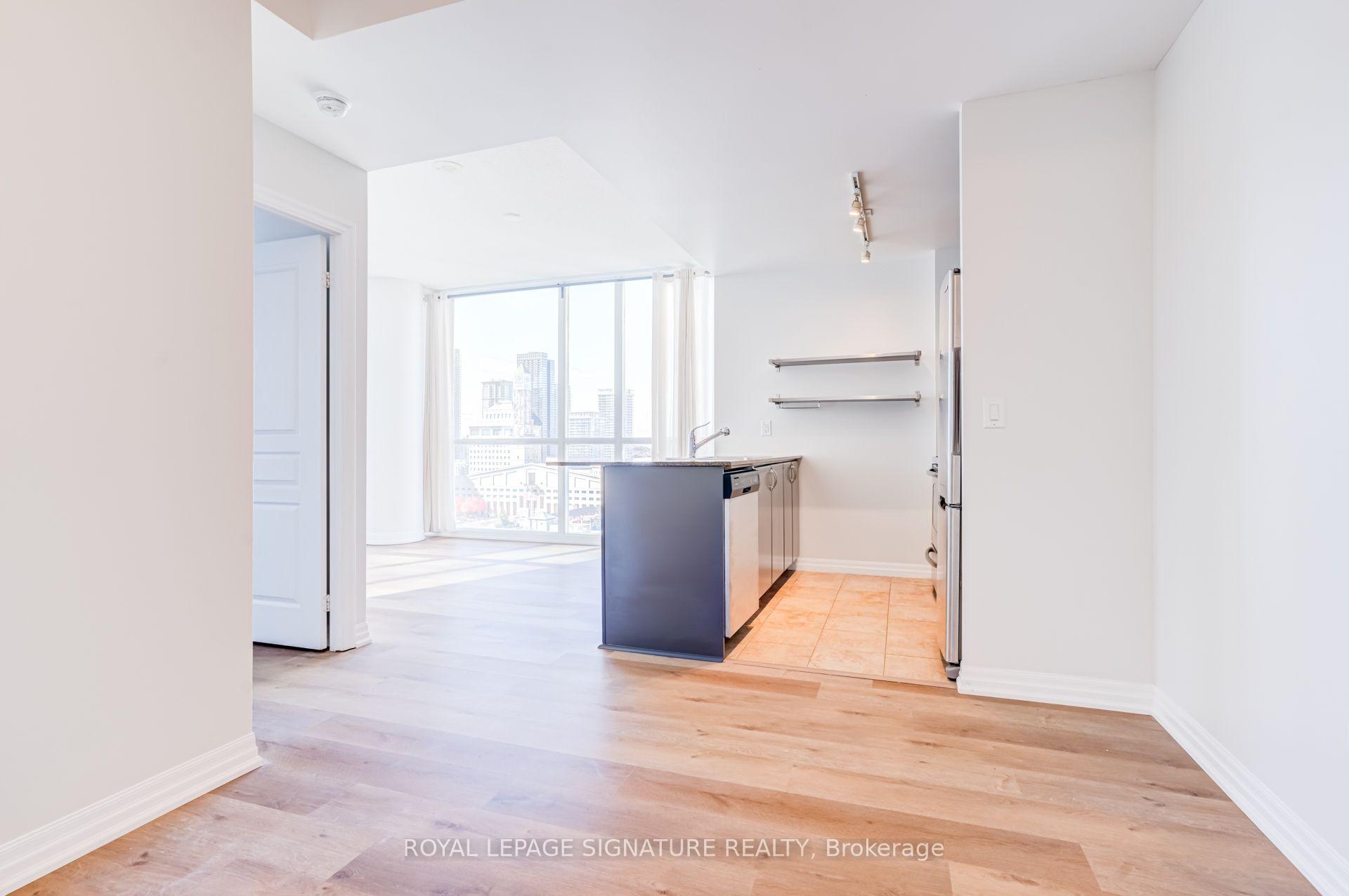Photo 18 of Unit 1611, 223 Webb Drive, Mississauga, City Centre — HOMEH