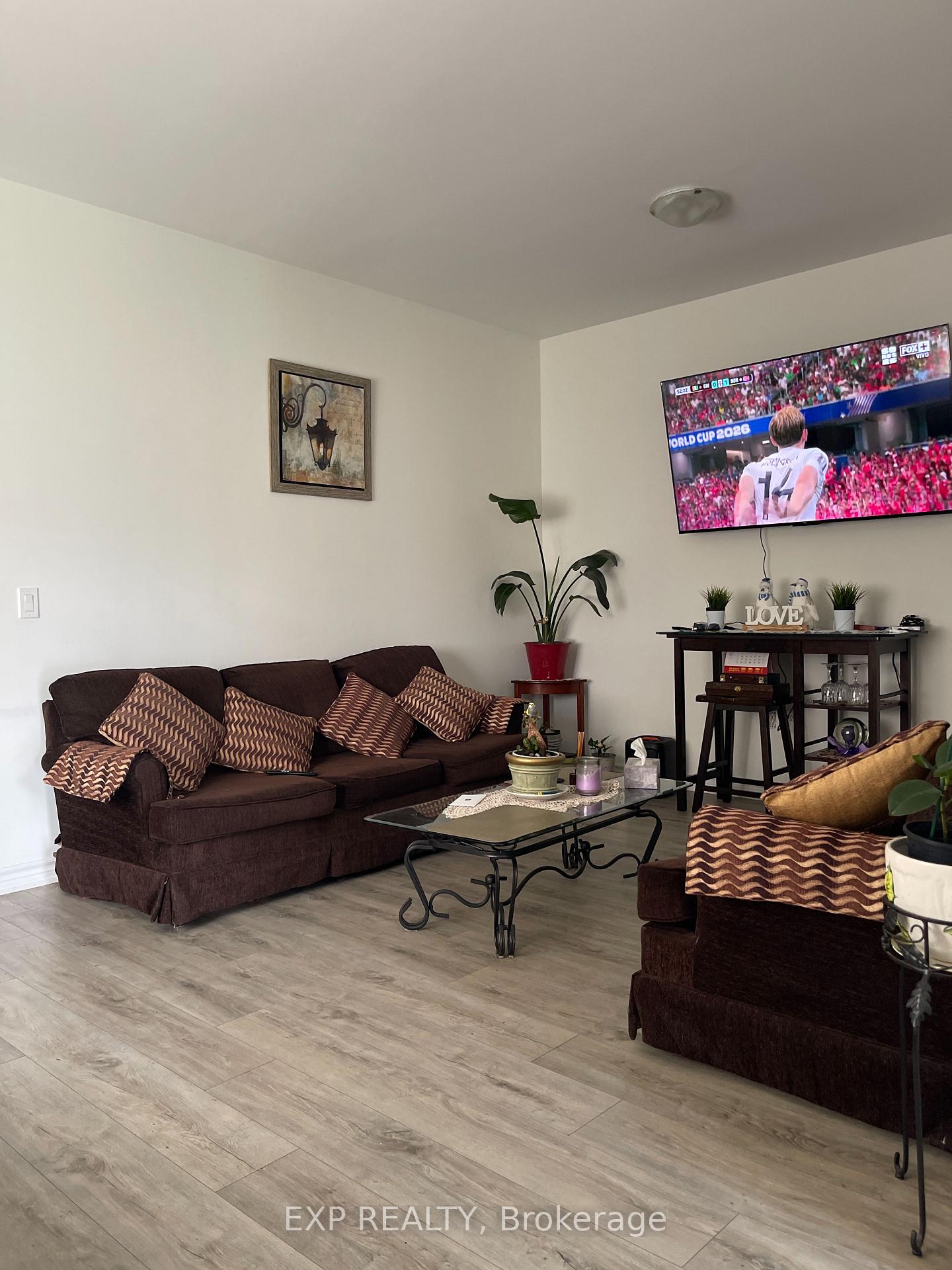 Photo 9 of 230 Ridley Crescent, Southgate — HOMEH