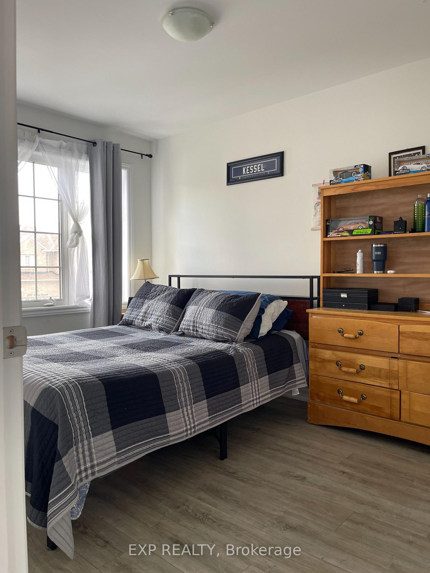 Photo 13 of 230 Ridley Crescent, Southgate — HOMEH