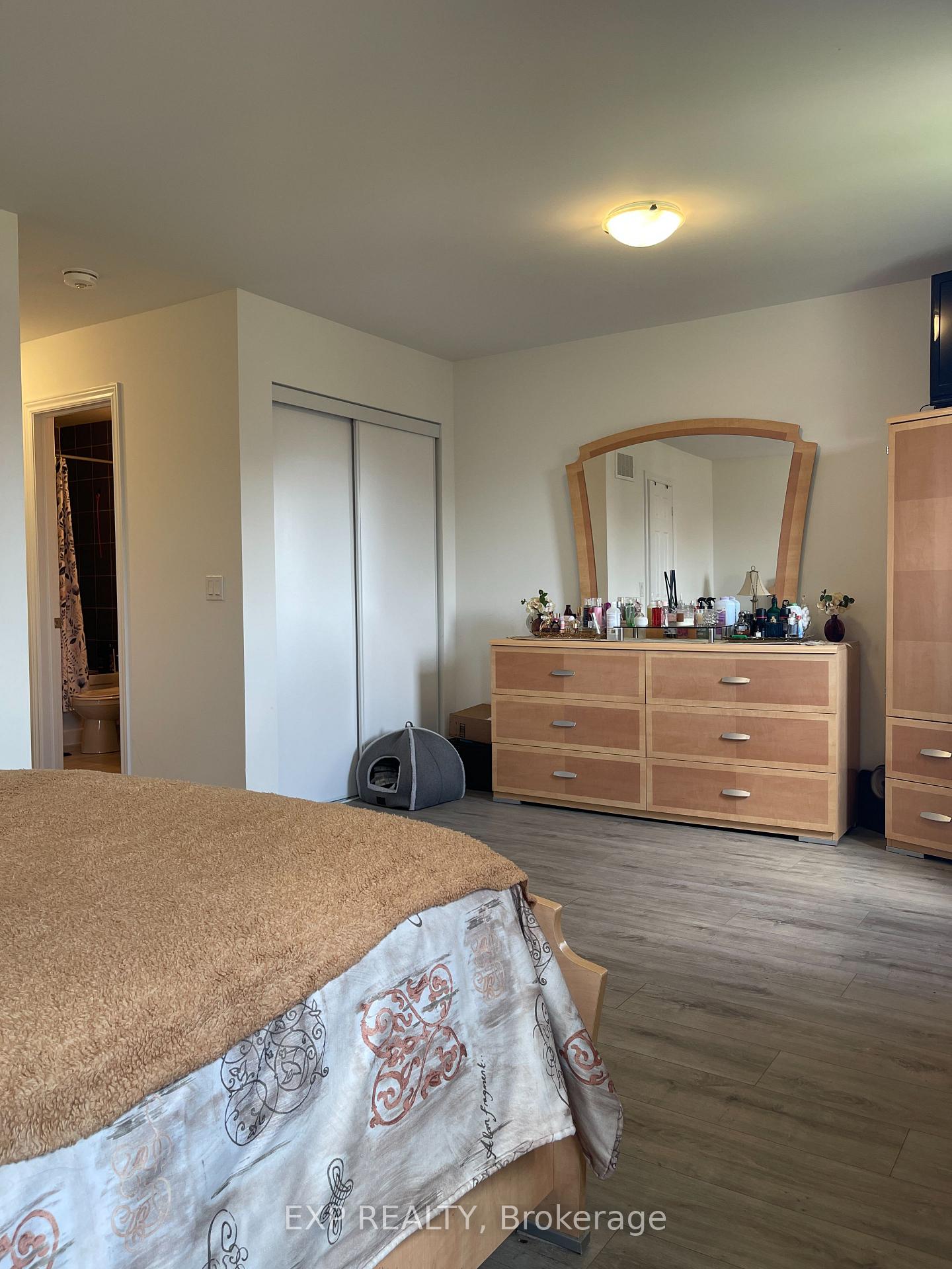 Photo 19 of 230 Ridley Crescent, Southgate — HOMEH