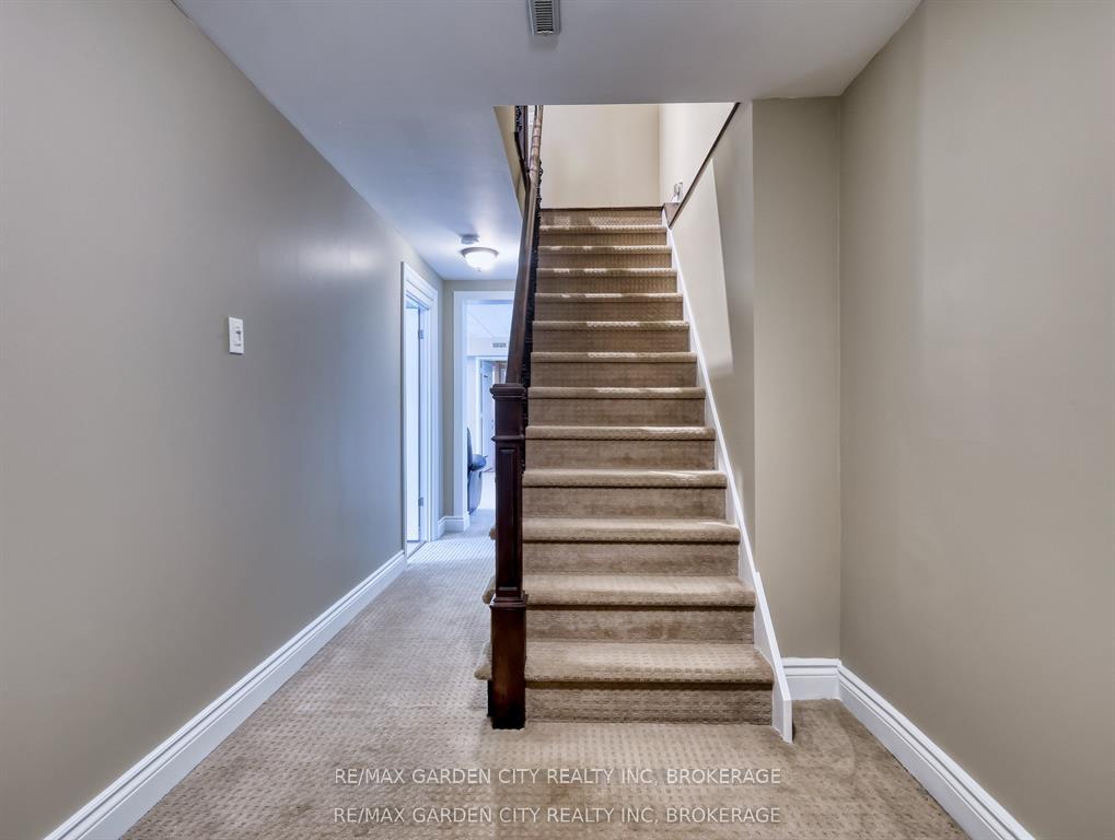 Photo 28 of 28 Marsdale Drive, St. Catharines, Glendale/Glenridge — HOMEH