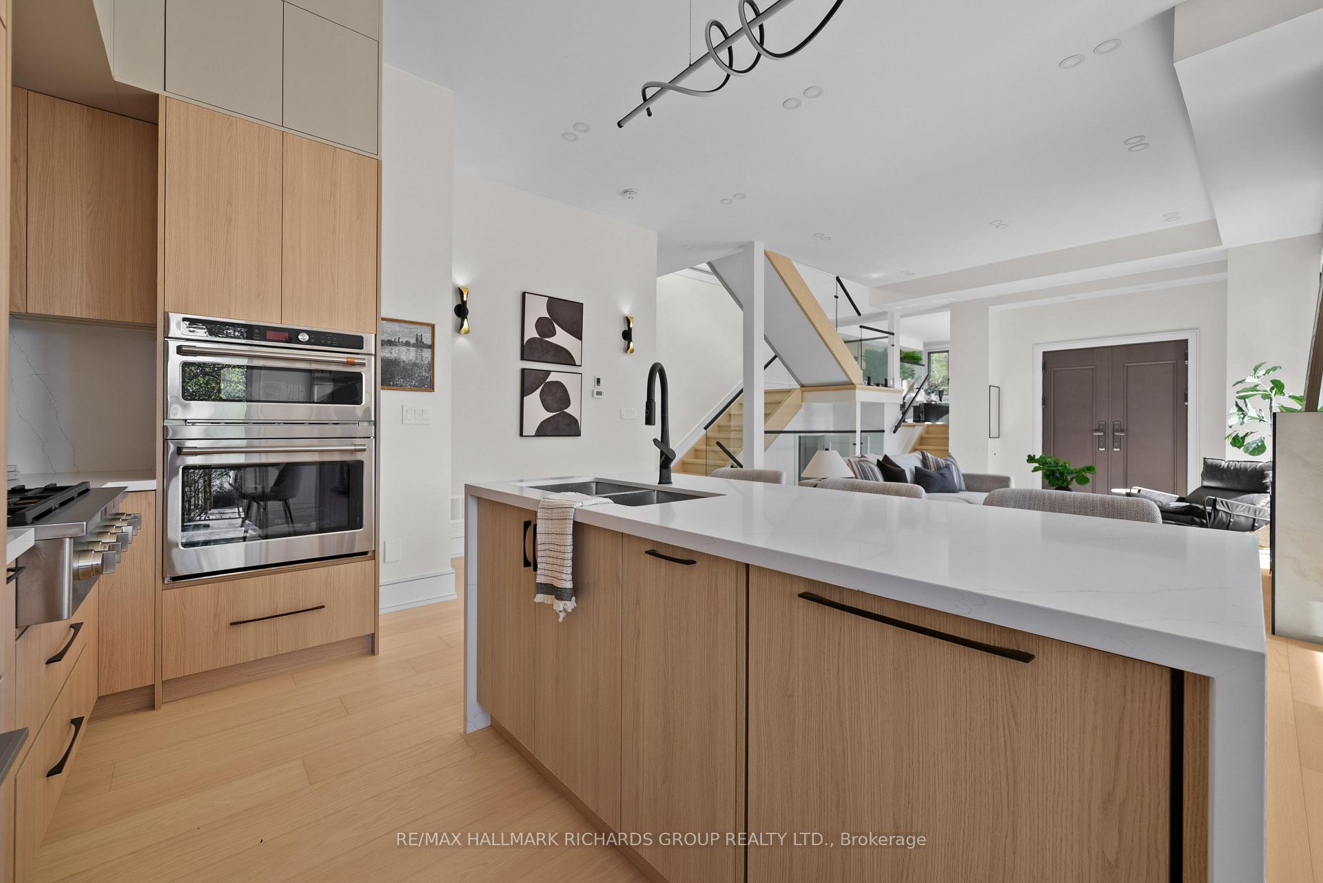 Photo 7 of 44 Sunnypoint Crescent, Scarborough, Cliffcrest — HOMEH