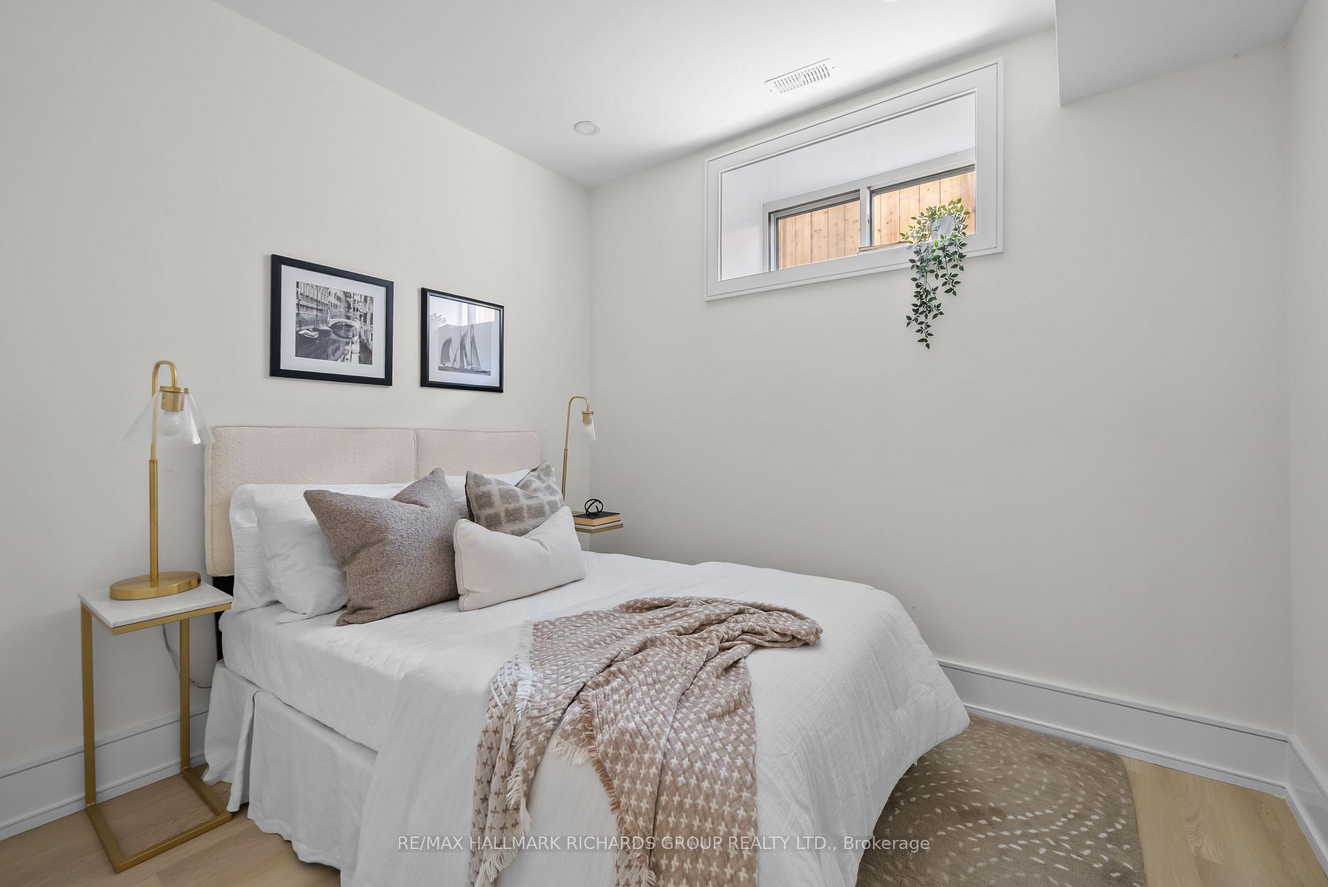 Photo 20 of 44 Sunnypoint Crescent, Scarborough, Cliffcrest — HOMEH
