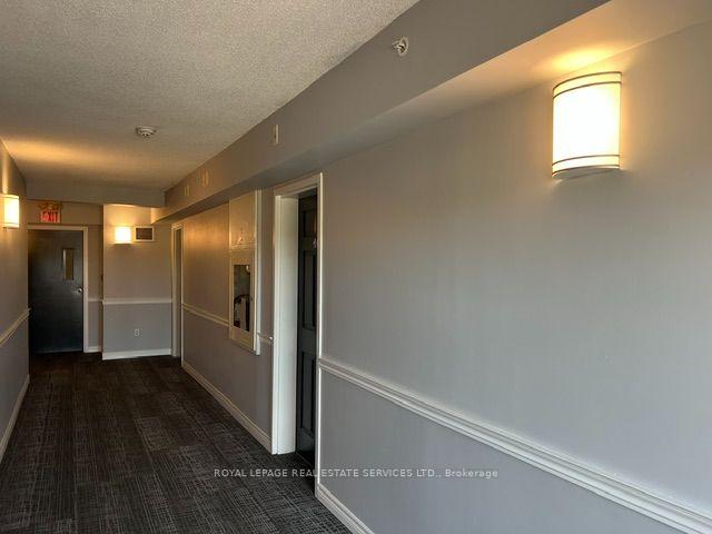 Photo 2 of Unit 408, 4005 Kilmer Drive, Burlington, Tansley — HOMEH