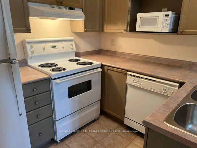 Photo 5 of Unit 408, 4005 Kilmer Drive, Burlington, Tansley — HOMEH