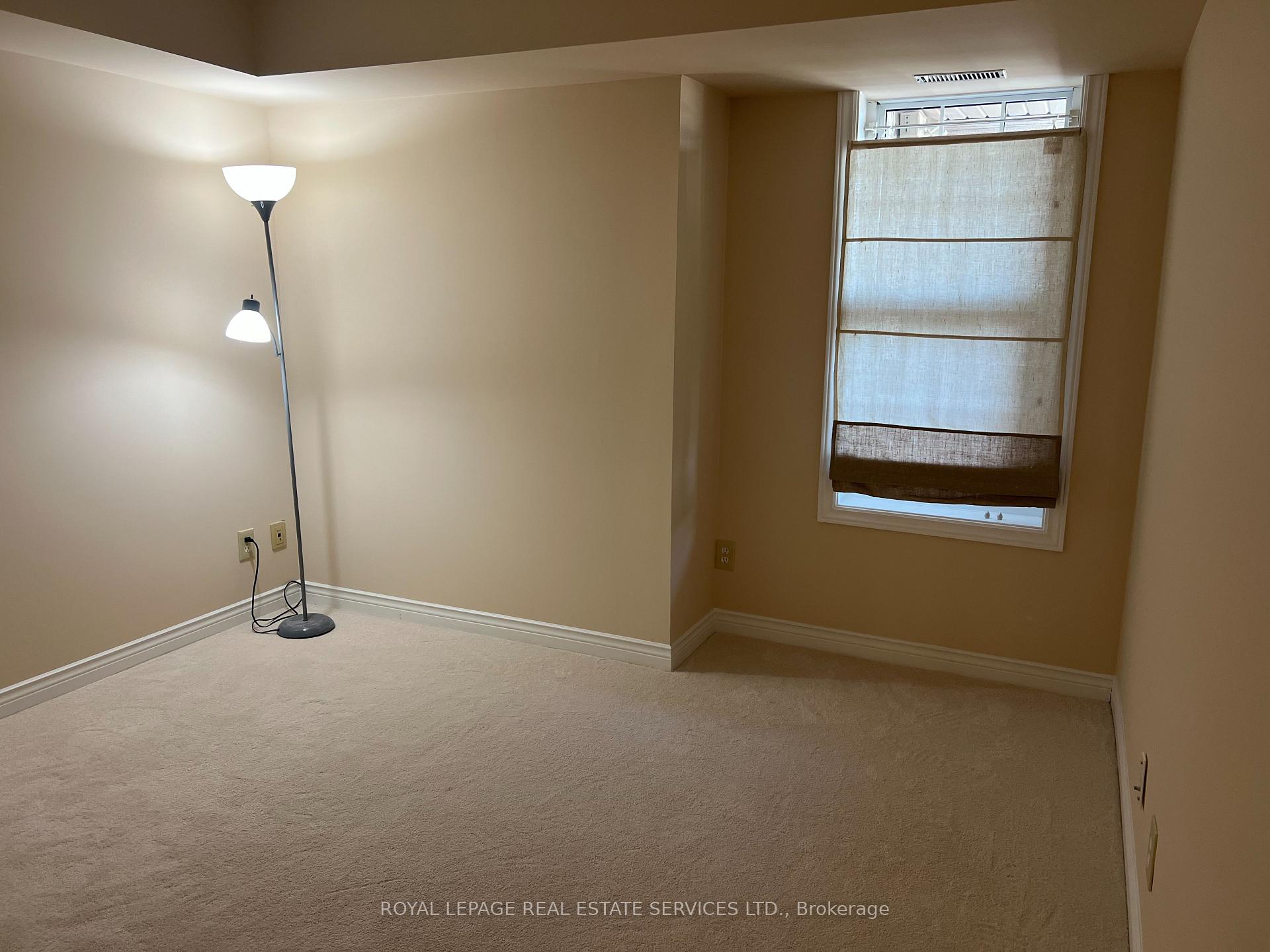 Photo 9 of Unit 408, 4005 Kilmer Drive, Burlington, Tansley — HOMEH
