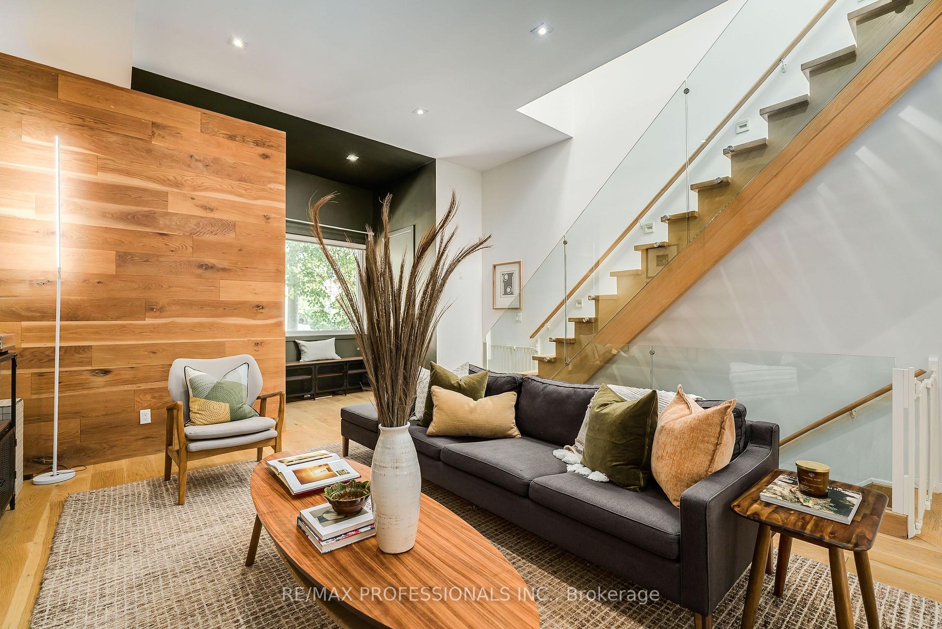 Photo 5 of 777 Eastern Avenue, Toronto, South Riverdale — HOMEH
