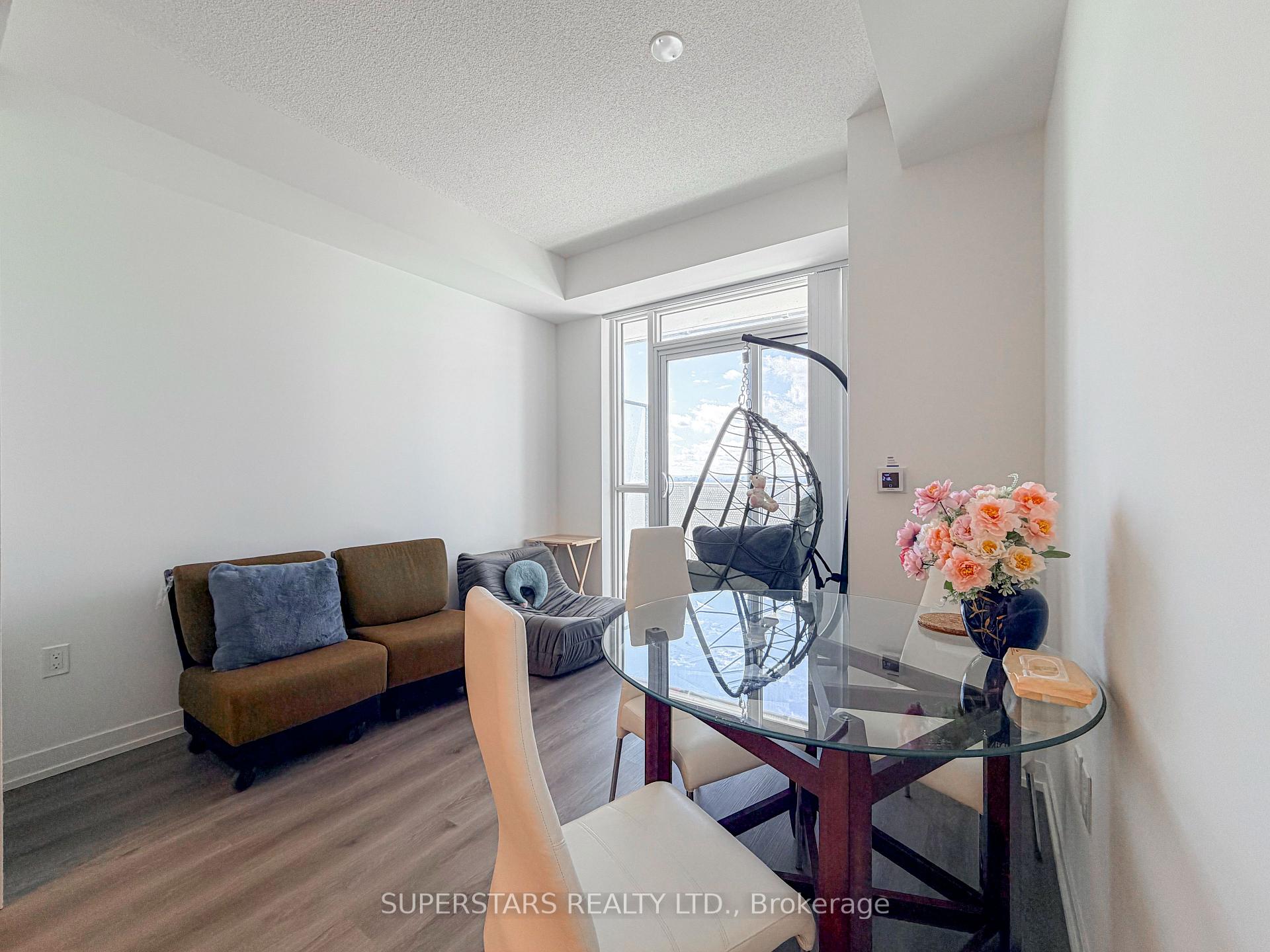 Photo 7 of Unit 2002, 28 Interchange Way, Vaughan, Vaughan Corporate Centre — HOMEH