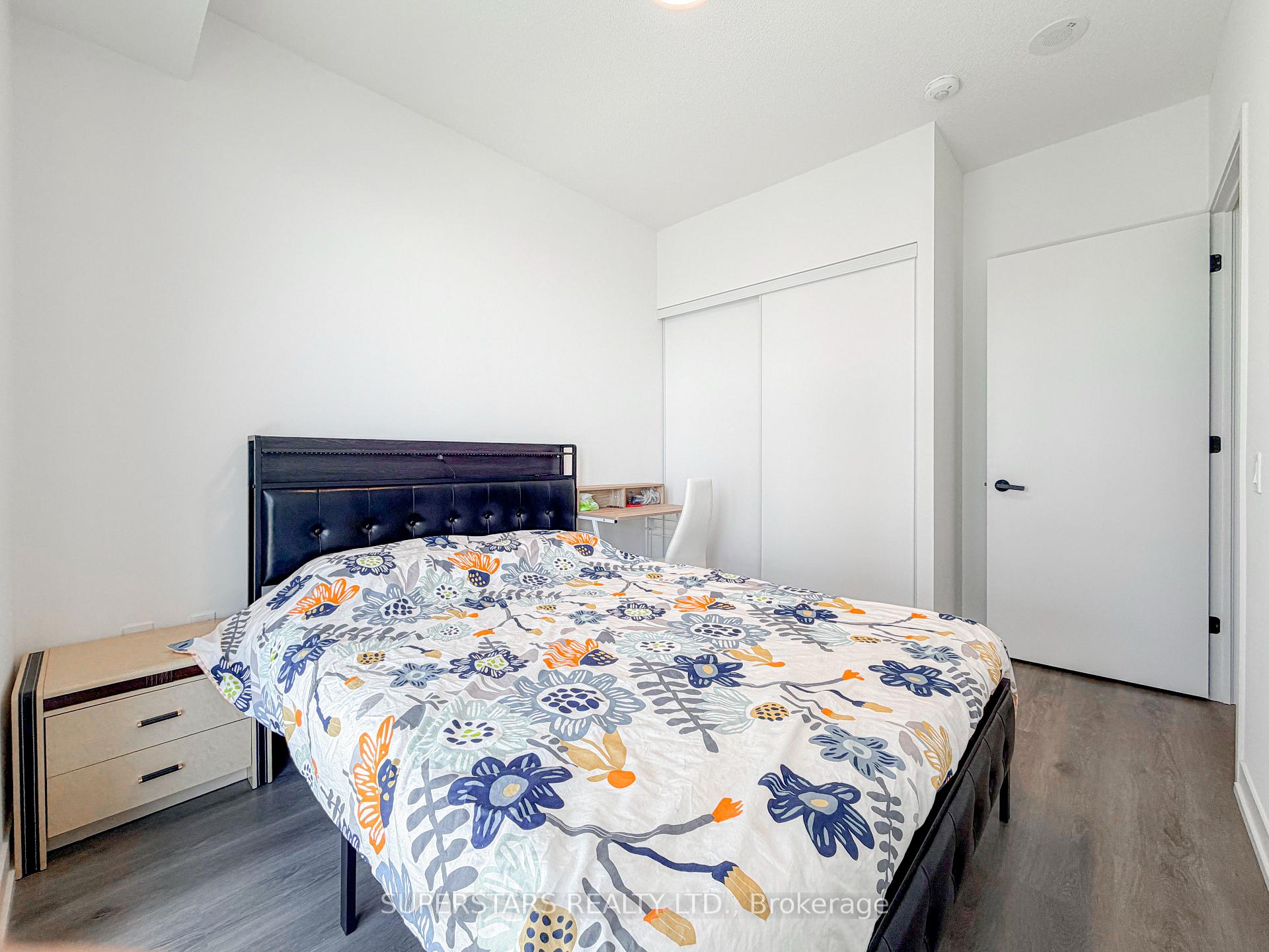 Photo 12 of Unit 2002, 28 Interchange Way, Vaughan, Vaughan Corporate Centre — HOMEH