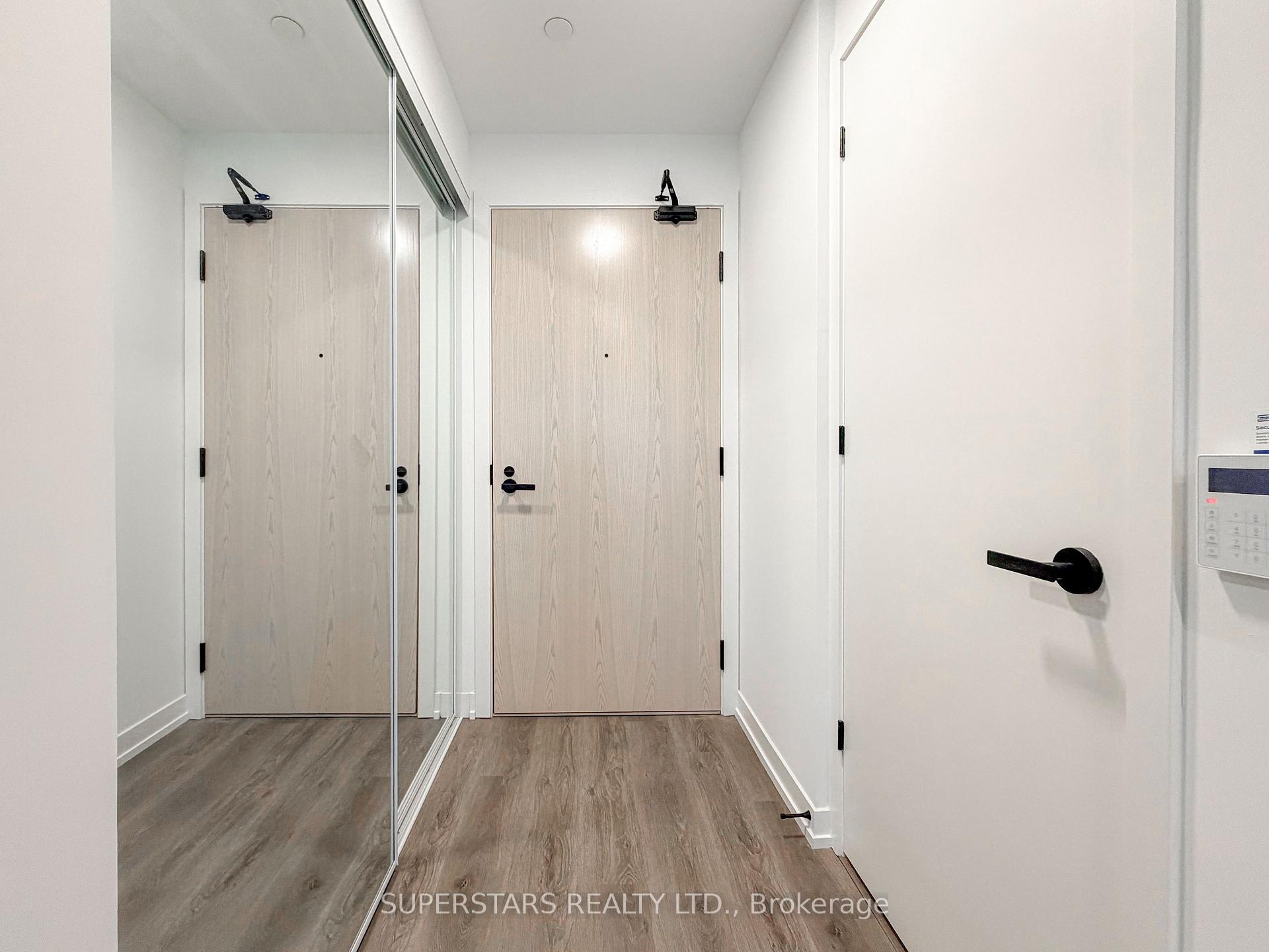 Photo 16 of Unit 2002, 28 Interchange Way, Vaughan, Vaughan Corporate Centre — HOMEH