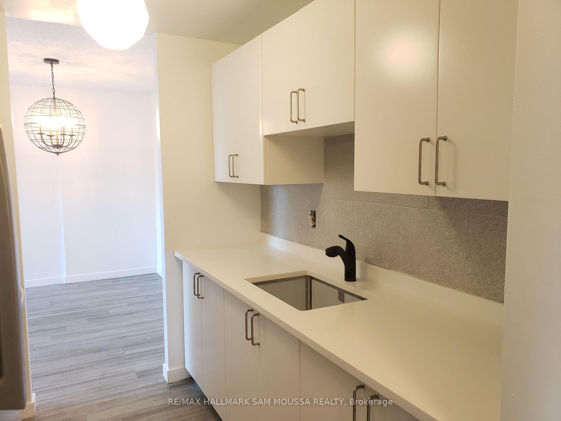 Photo 5 of Unit 413, 1177 Belanger Avenue, Ottawa, Billings Bridge — HOMEH