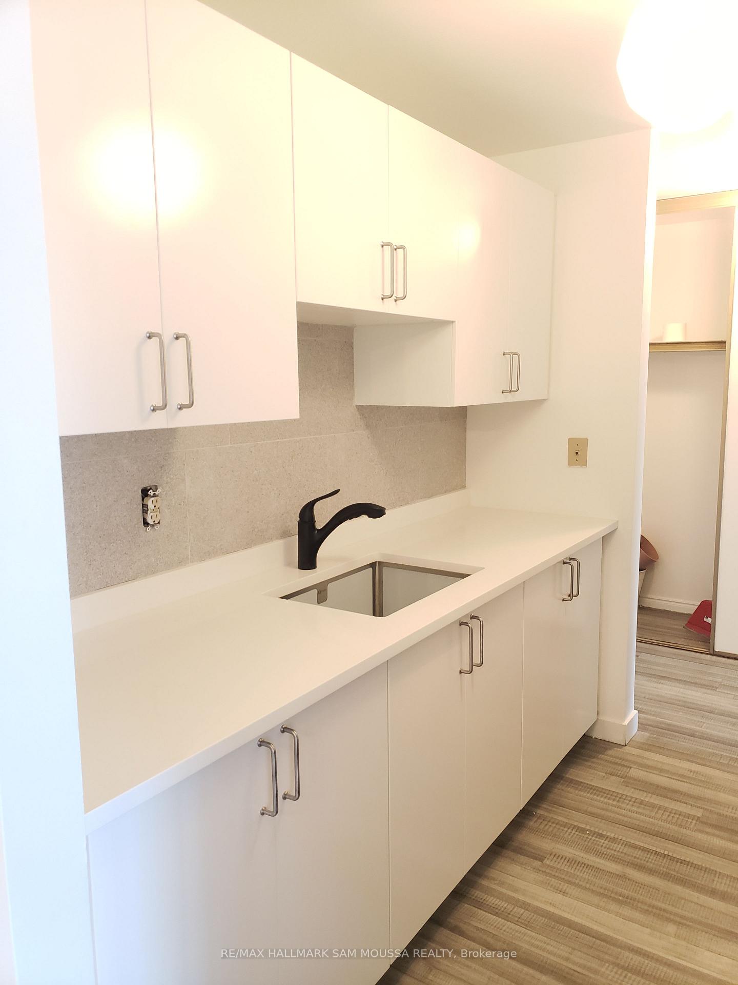 Photo 6 of Unit 413, 1177 Belanger Avenue, Ottawa, Billings Bridge — HOMEH