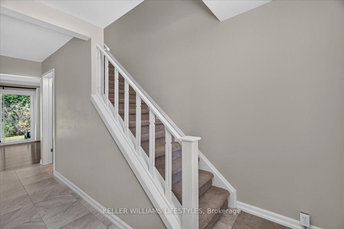 Photo 4 of Unit D, 366 Head Street, Strathroy-Caradoc, NE — HOMEH