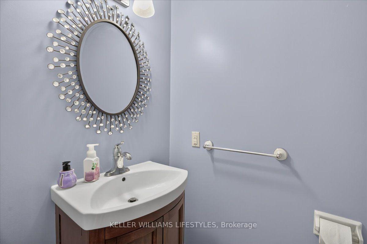 Photo 7 of Unit D, 366 Head Street, Strathroy-Caradoc, NE — HOMEH