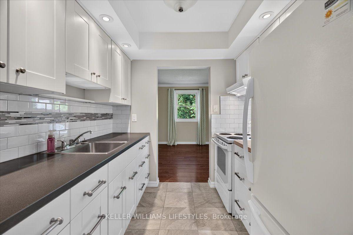 Photo 11 of Unit D, 366 Head Street, Strathroy-Caradoc, NE — HOMEH