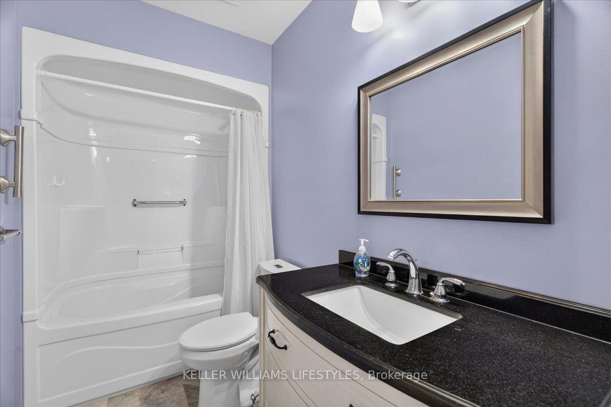 Photo 24 of Unit D, 366 Head Street, Strathroy-Caradoc, NE — HOMEH