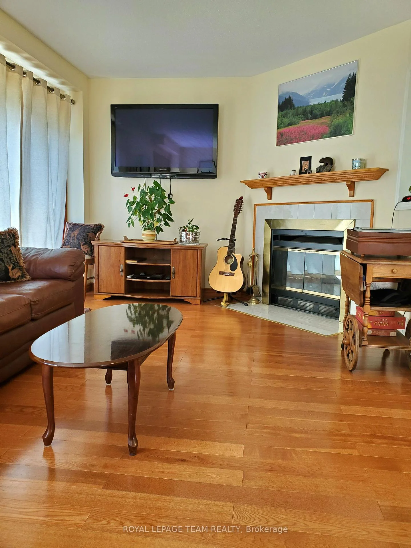 Photo 8 of 61 Mcgibbon Drive, Ottawa, Kanata - Katimavik — HOMEH