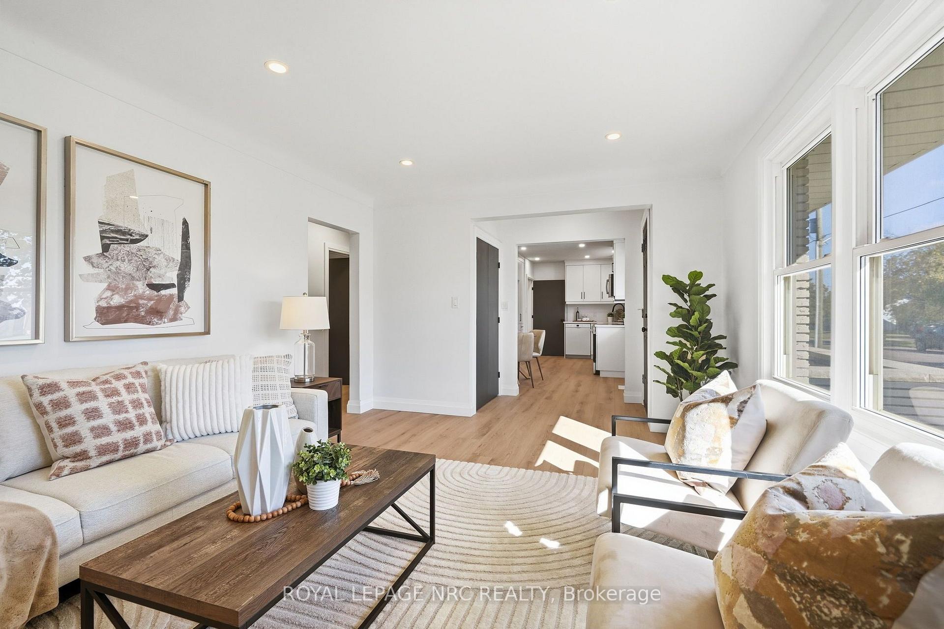 Photo 5 of 106 Jacobson Avenue, St. Catharines, Glendale/Glenridge — HOMEH