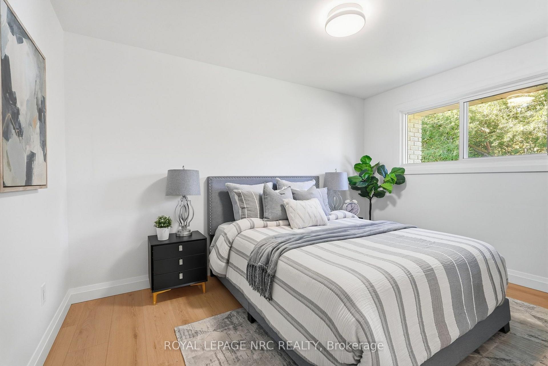 Photo 11 of 106 Jacobson Avenue, St. Catharines, Glendale/Glenridge — HOMEH