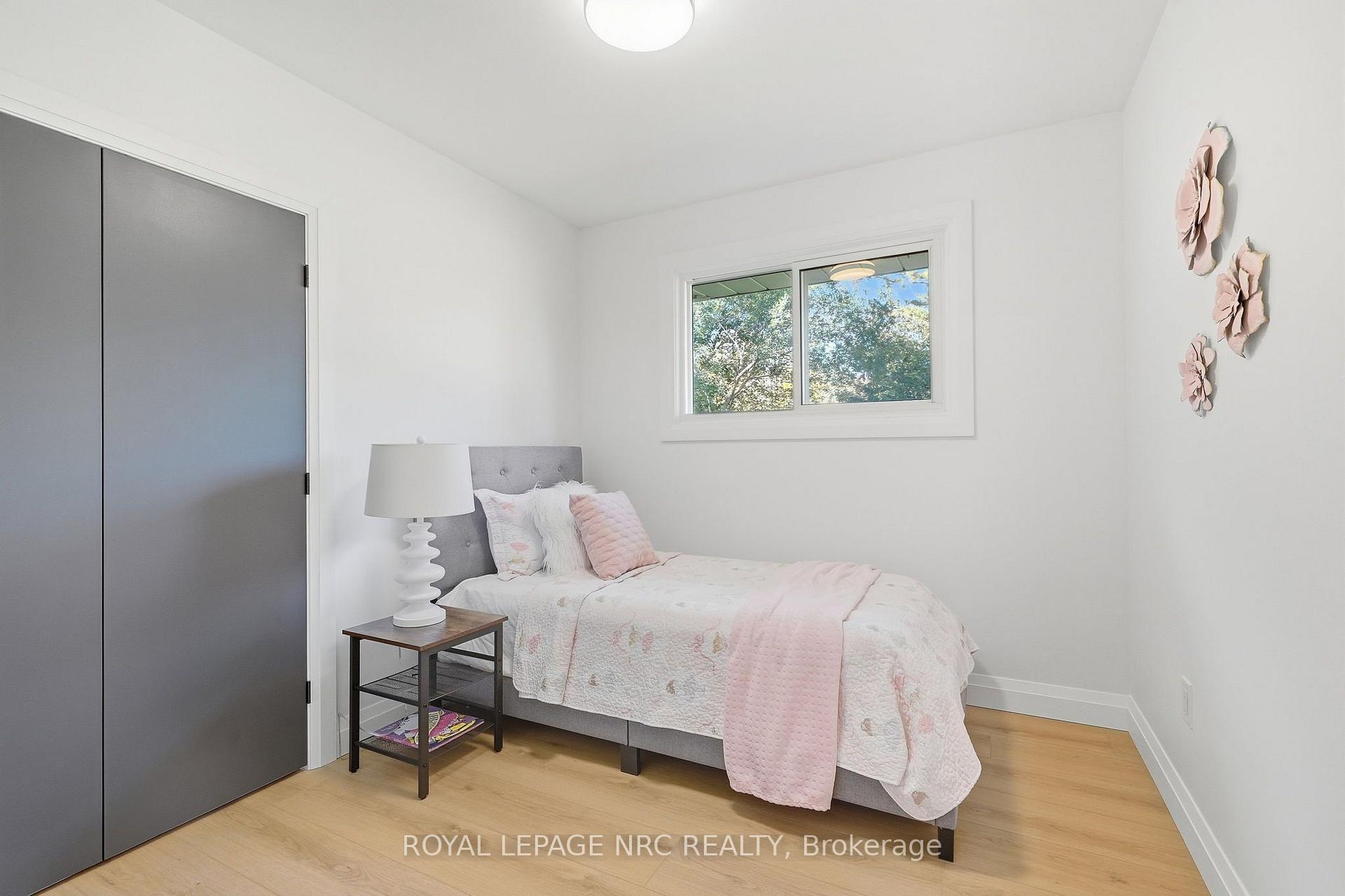 Photo 12 of 106 Jacobson Avenue, St. Catharines, Glendale/Glenridge — HOMEH