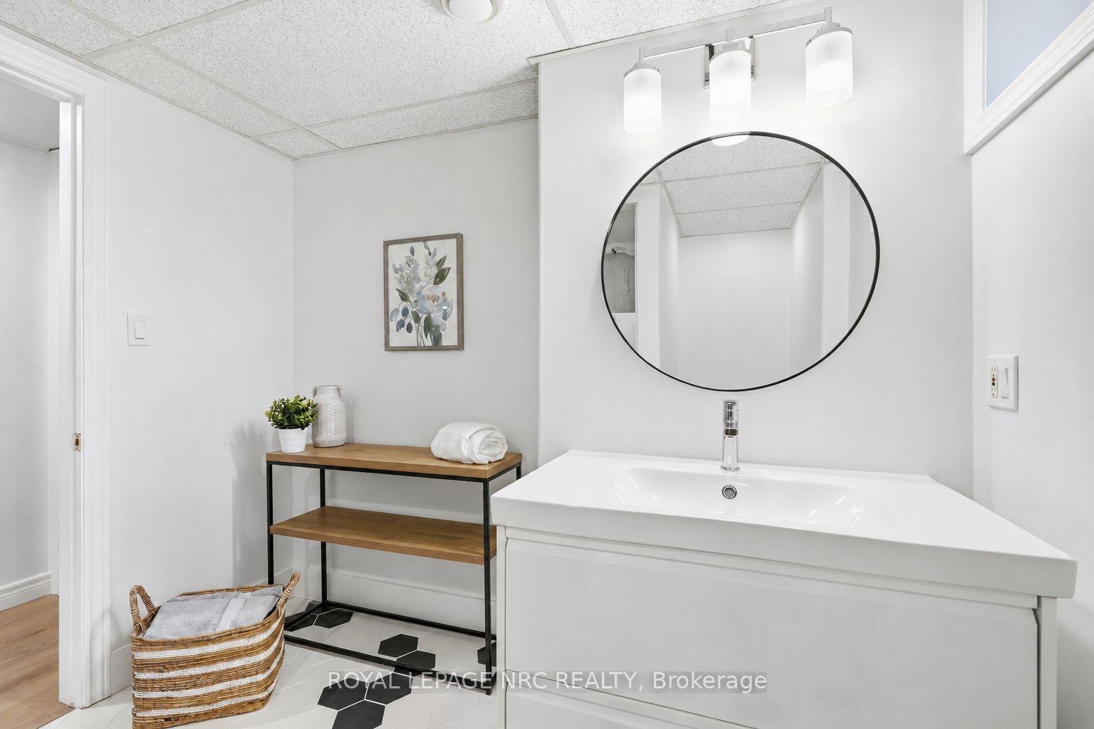 Photo 24 of 106 Jacobson Avenue, St. Catharines, Glendale/Glenridge — HOMEH