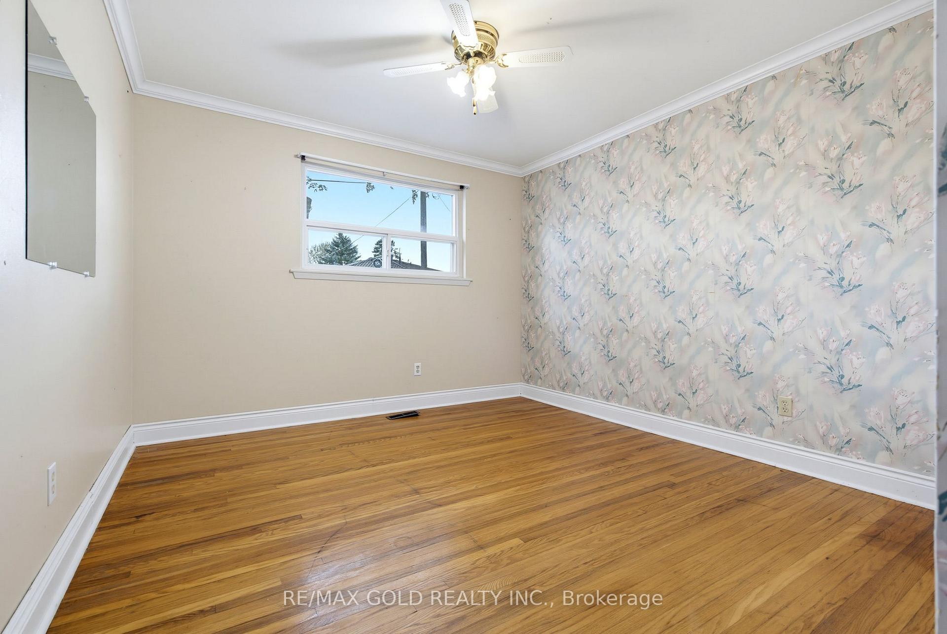 Photo 10 of 64 Doncaster Road, Brampton, Southgate — HOMEH