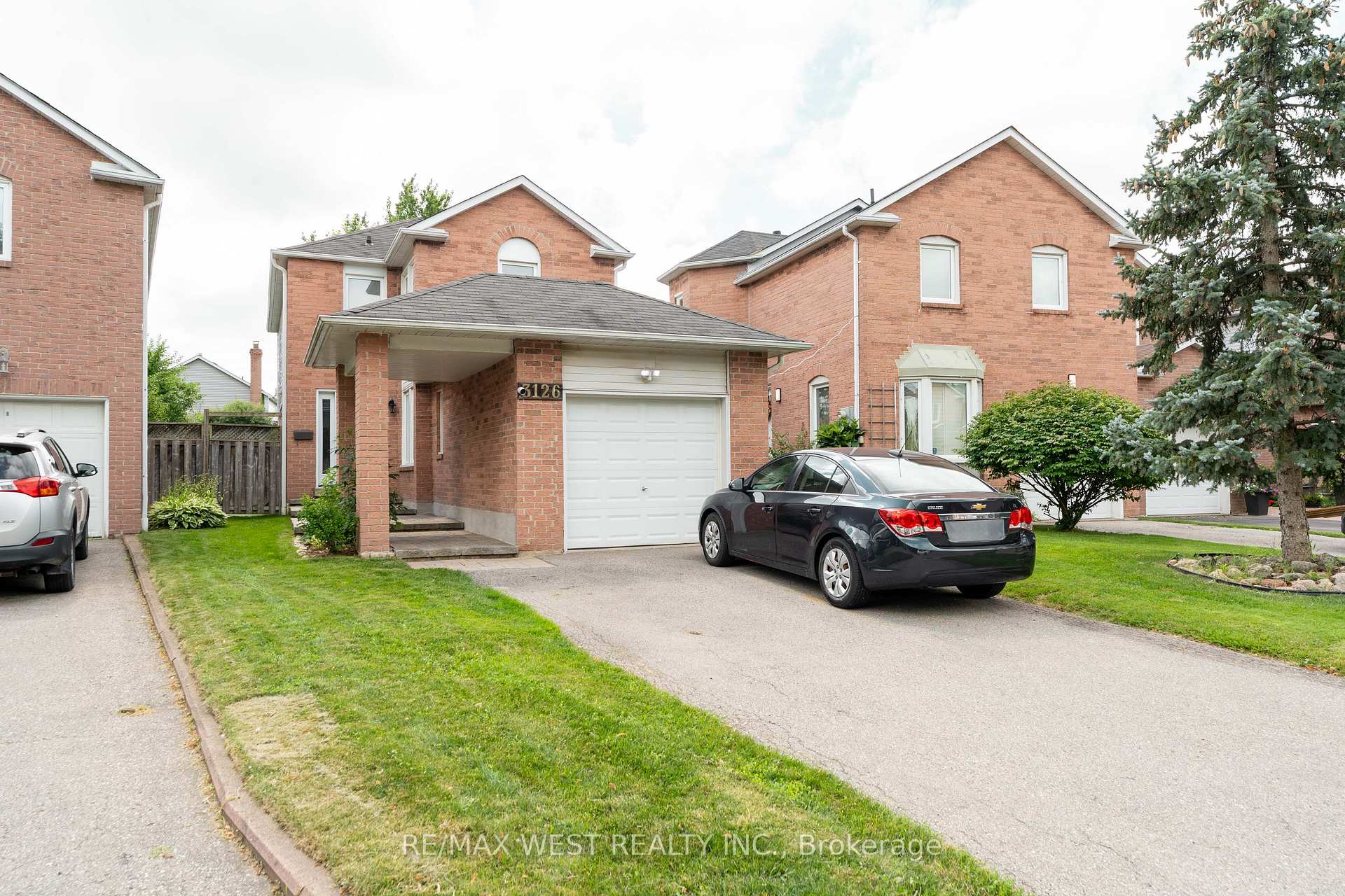 Photo 2 of 3126 Augusta Drive, Mississauga, Meadowvale — HOMEH