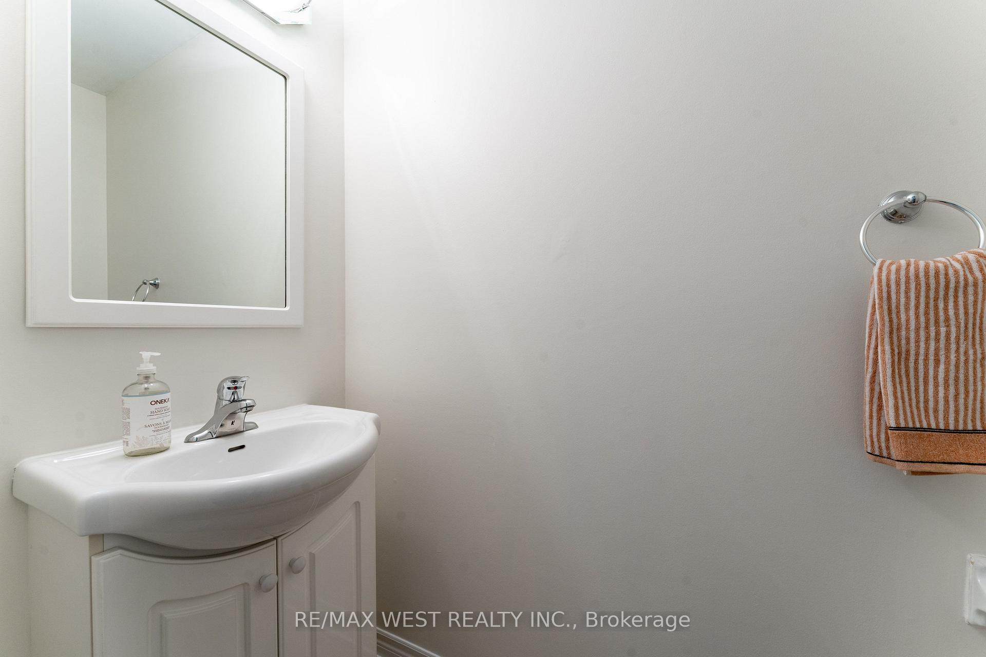 Photo 5 of 3126 Augusta Drive, Mississauga, Meadowvale — HOMEH