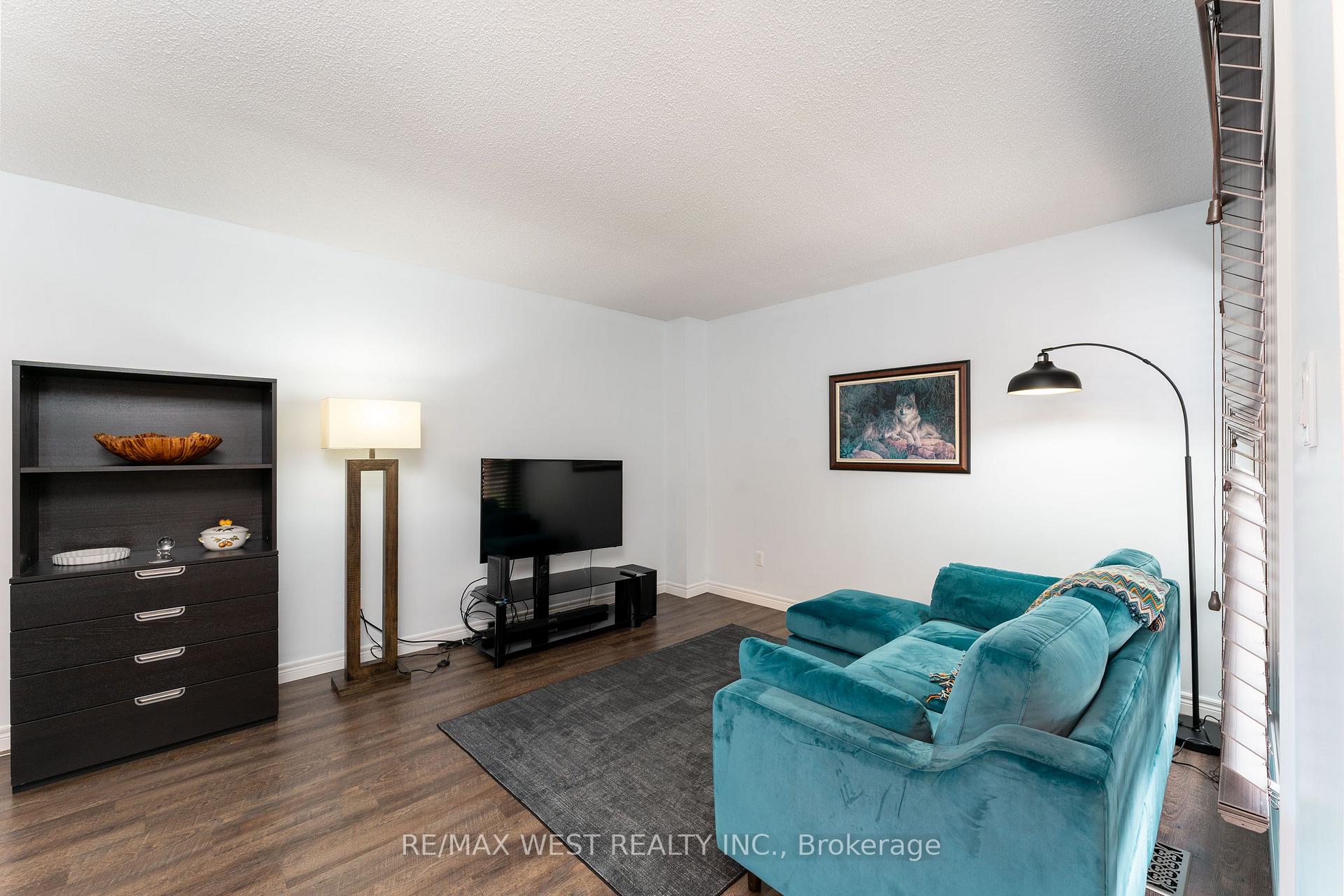 Photo 7 of 3126 Augusta Drive, Mississauga, Meadowvale — HOMEH