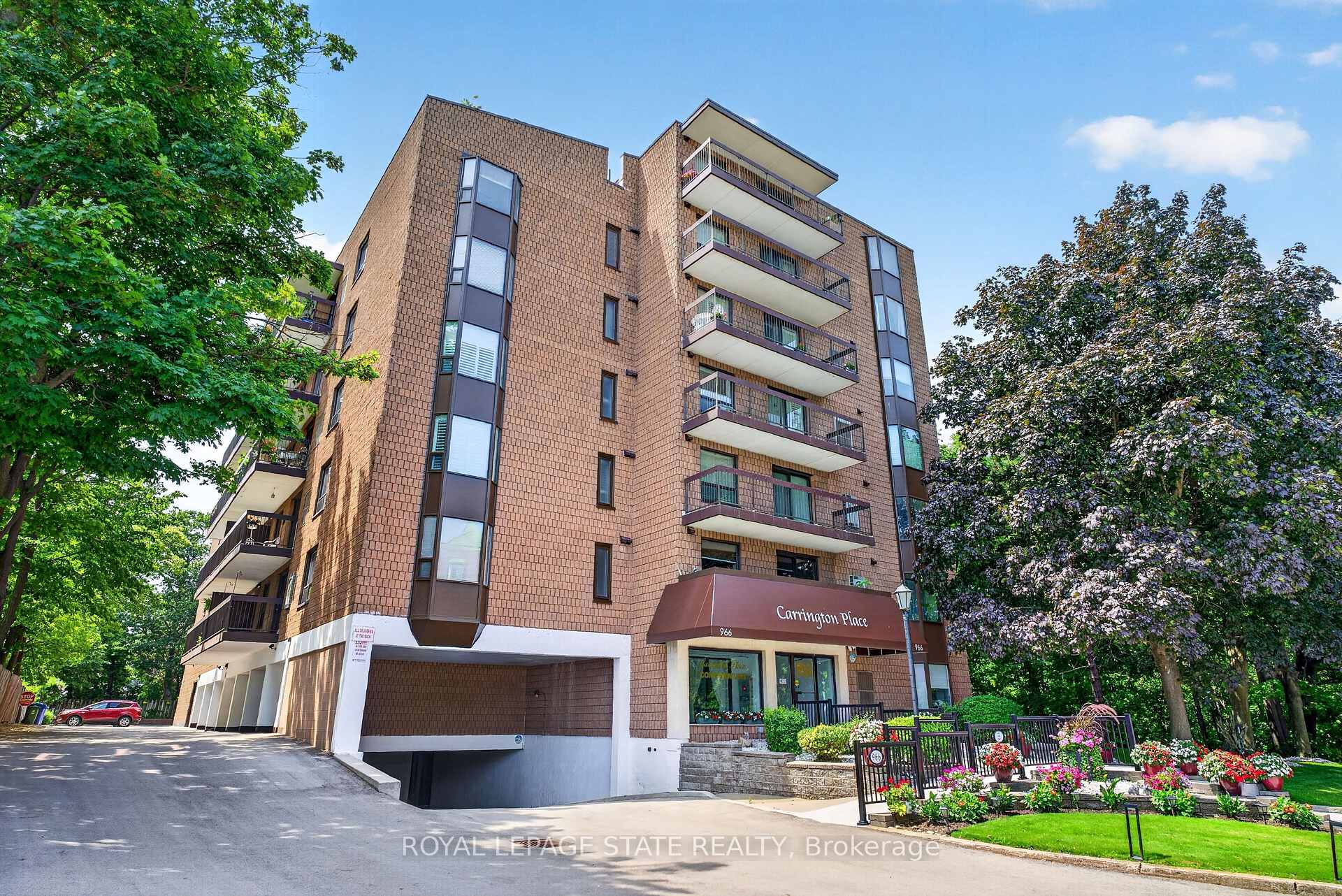 Photo of Unit 203, 966 Queenston Road