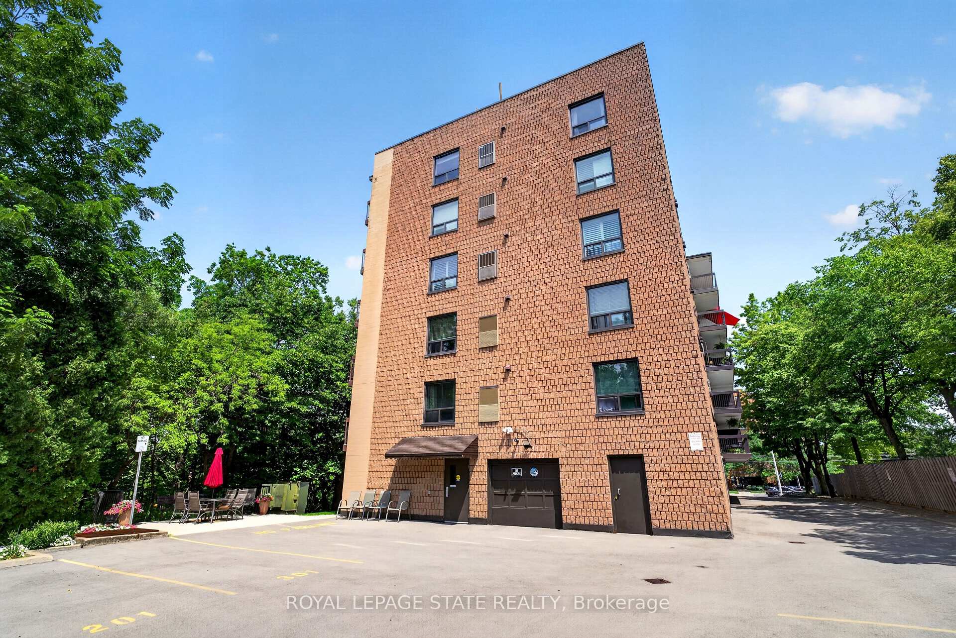 Photo 30 of Unit 203, 966 Queenston Road, Hamilton, Stoney Creek — HOMEH