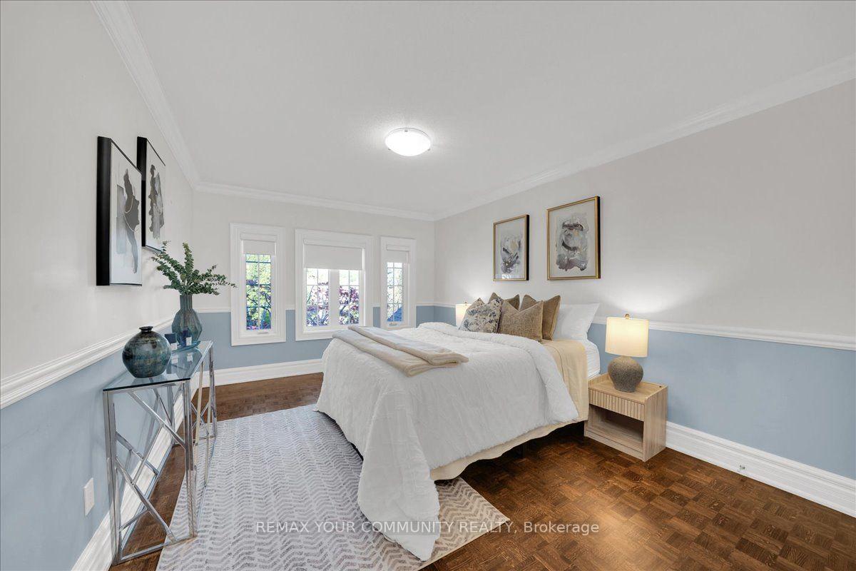 Photo 27 of 250 Roselawn Drive, Vaughan, Islington Woods — HOMEH