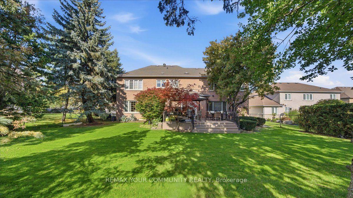 Photo 41 of 250 Roselawn Drive, Vaughan, Islington Woods — HOMEH