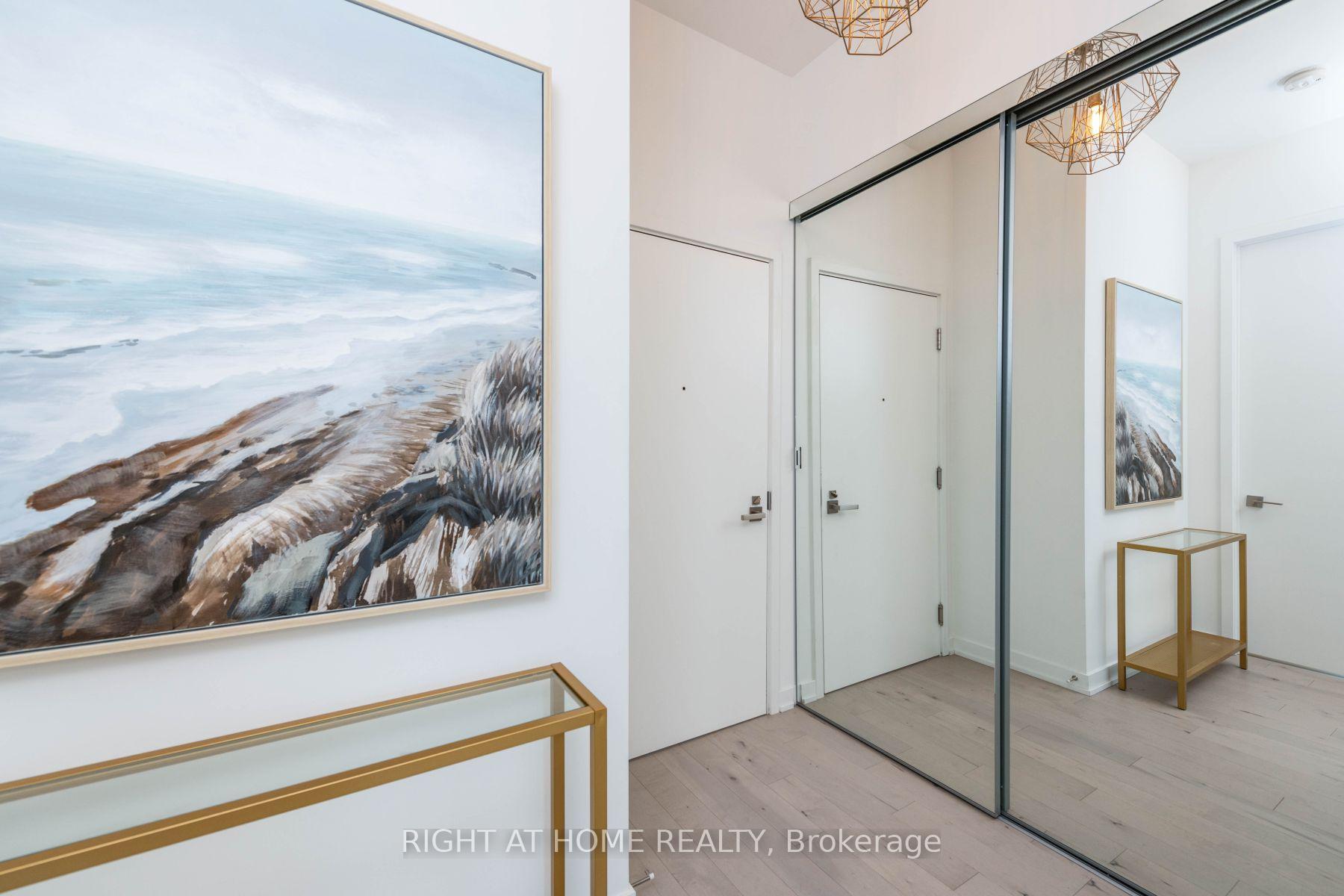 Photo 2 of Unit PH2907, 30 Ordnance Street, Toronto, Niagara — HOMEH