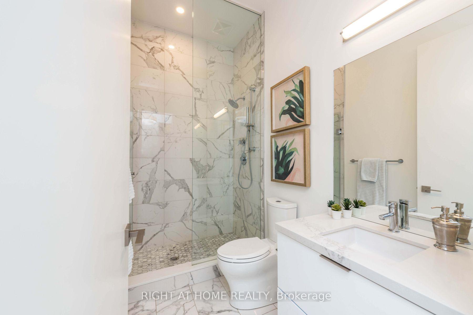 Photo 5 of Unit PH2907, 30 Ordnance Street, Toronto, Niagara — HOMEH