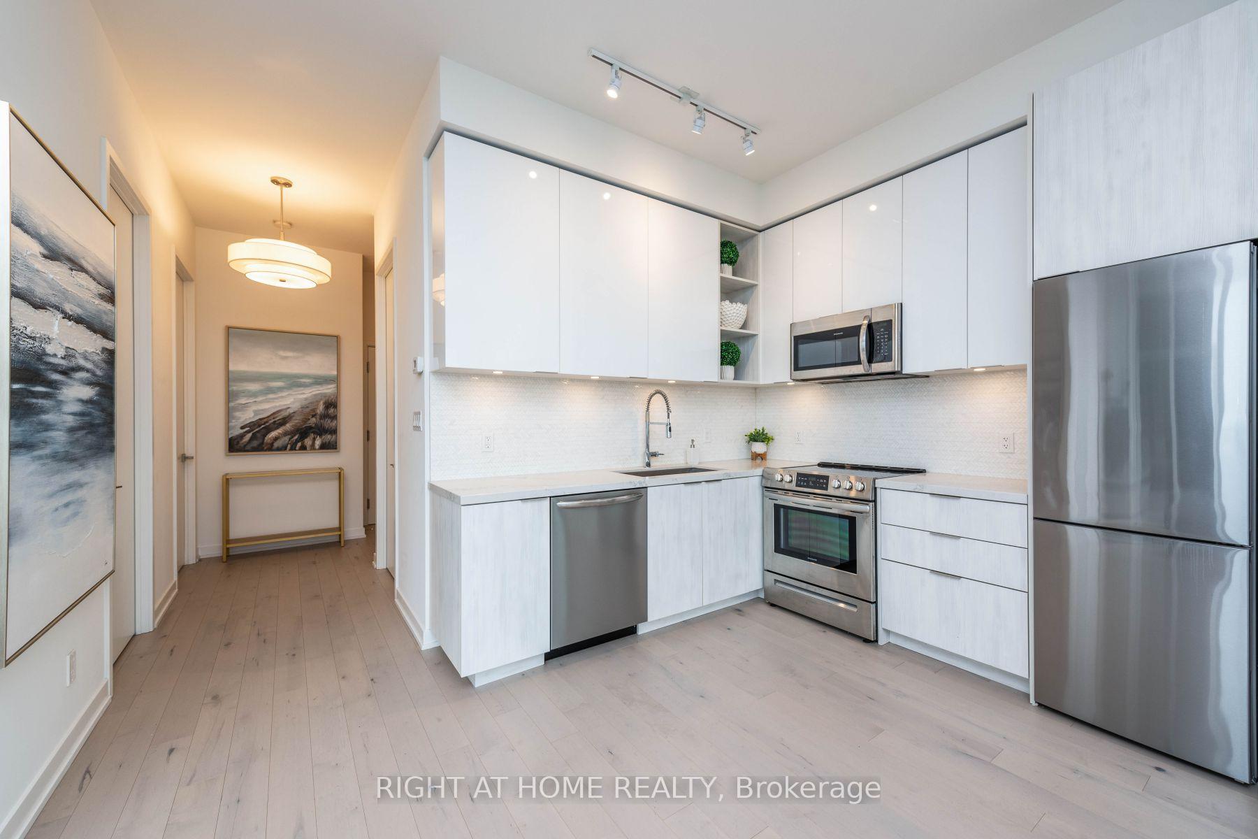 Photo 8 of Unit PH2907, 30 Ordnance Street, Toronto, Niagara — HOMEH