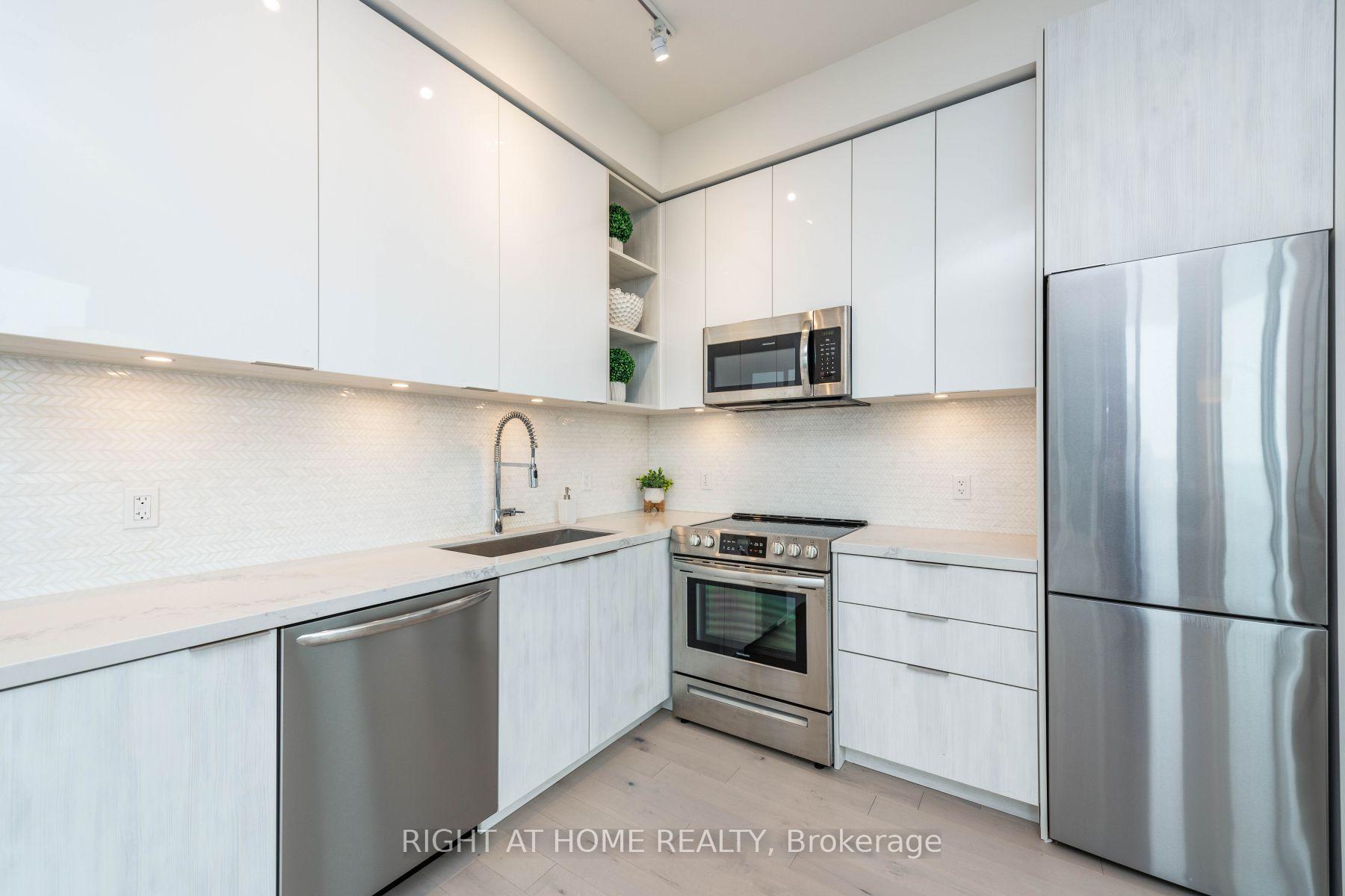 Photo 9 of Unit PH2907, 30 Ordnance Street, Toronto, Niagara — HOMEH