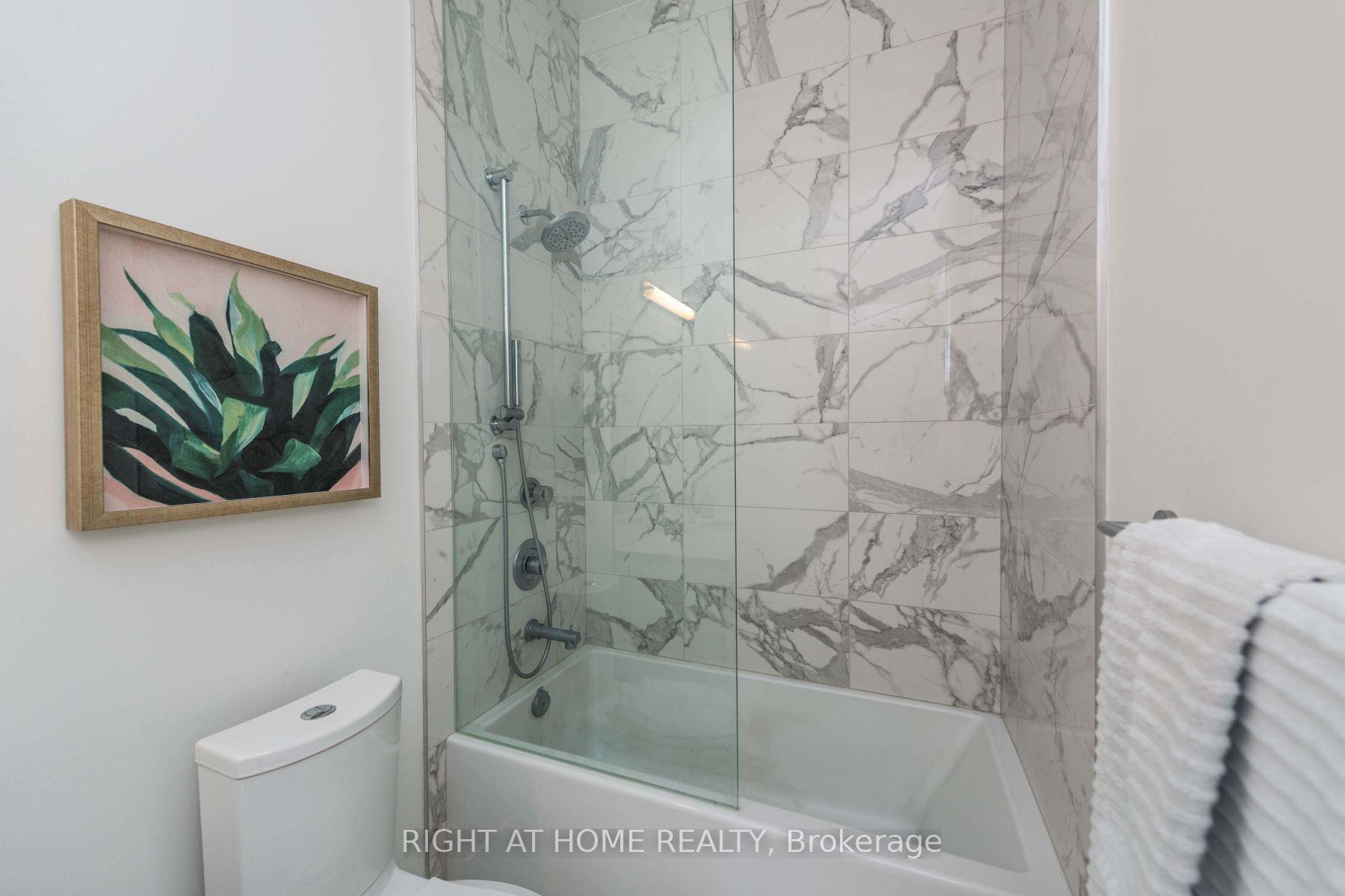 Photo 26 of Unit PH2907, 30 Ordnance Street, Toronto, Niagara — HOMEH