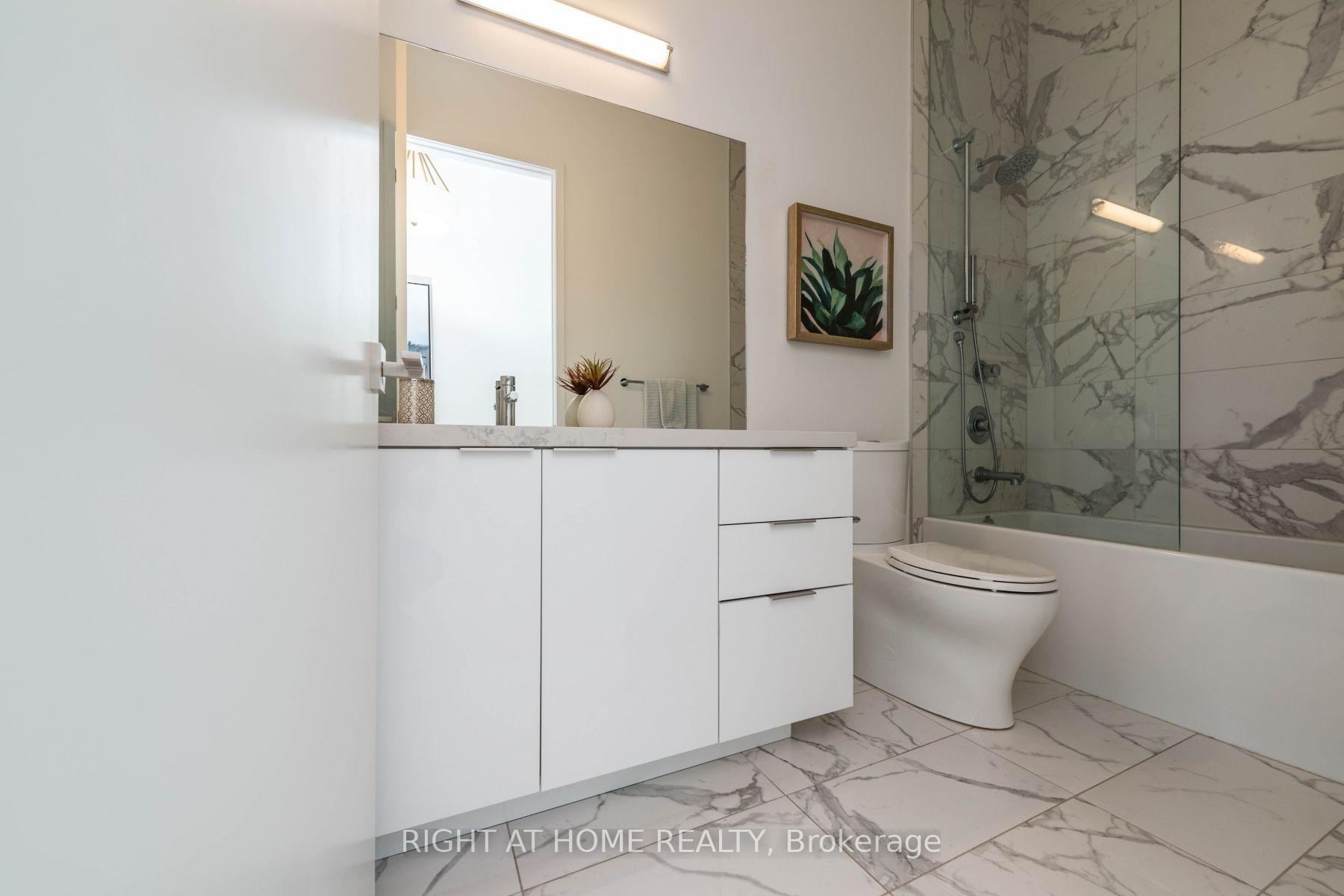 Photo 27 of Unit PH2907, 30 Ordnance Street, Toronto, Niagara — HOMEH