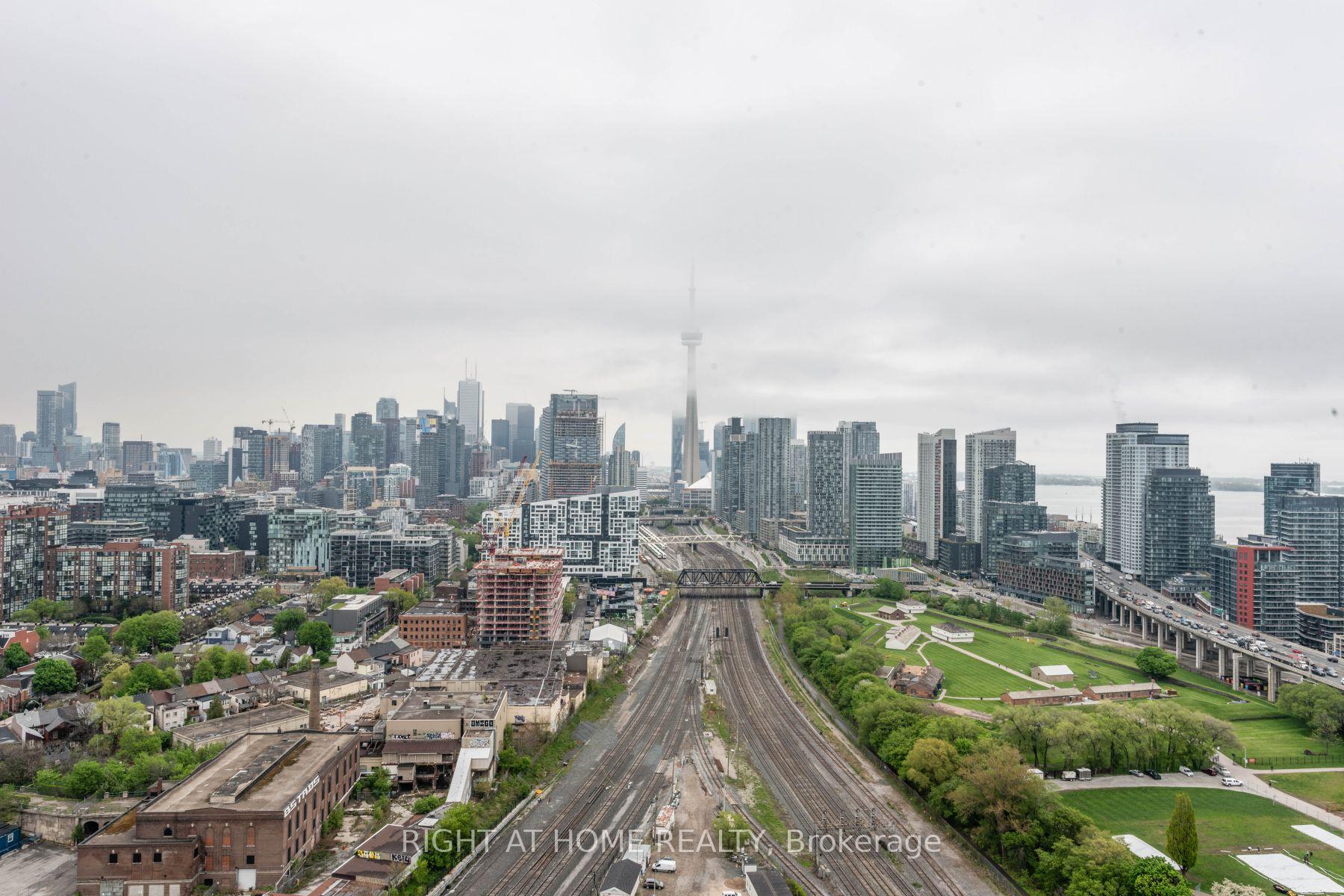 Photo 31 of Unit PH2907, 30 Ordnance Street, Toronto, Niagara — HOMEH