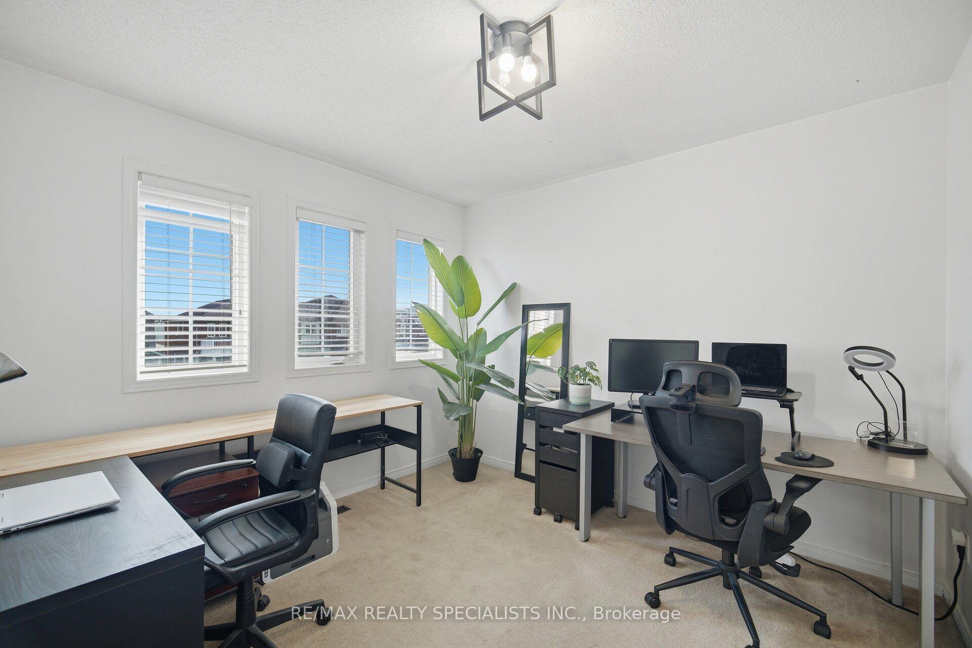 Photo 15 of 30 Passfield Trail, Brampton, Bram East — HOMEH