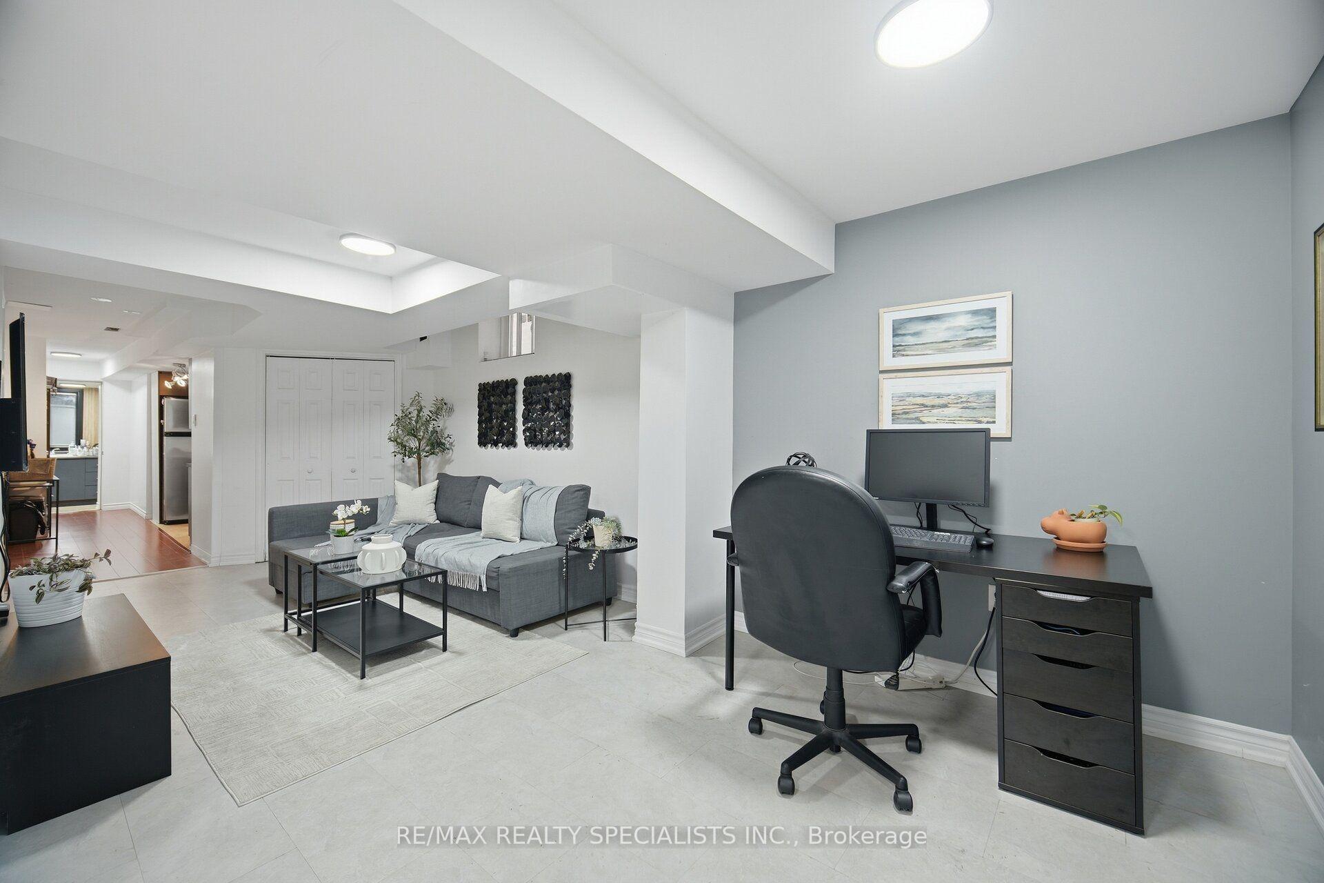 Photo 19 of 30 Passfield Trail, Brampton, Bram East — HOMEH
