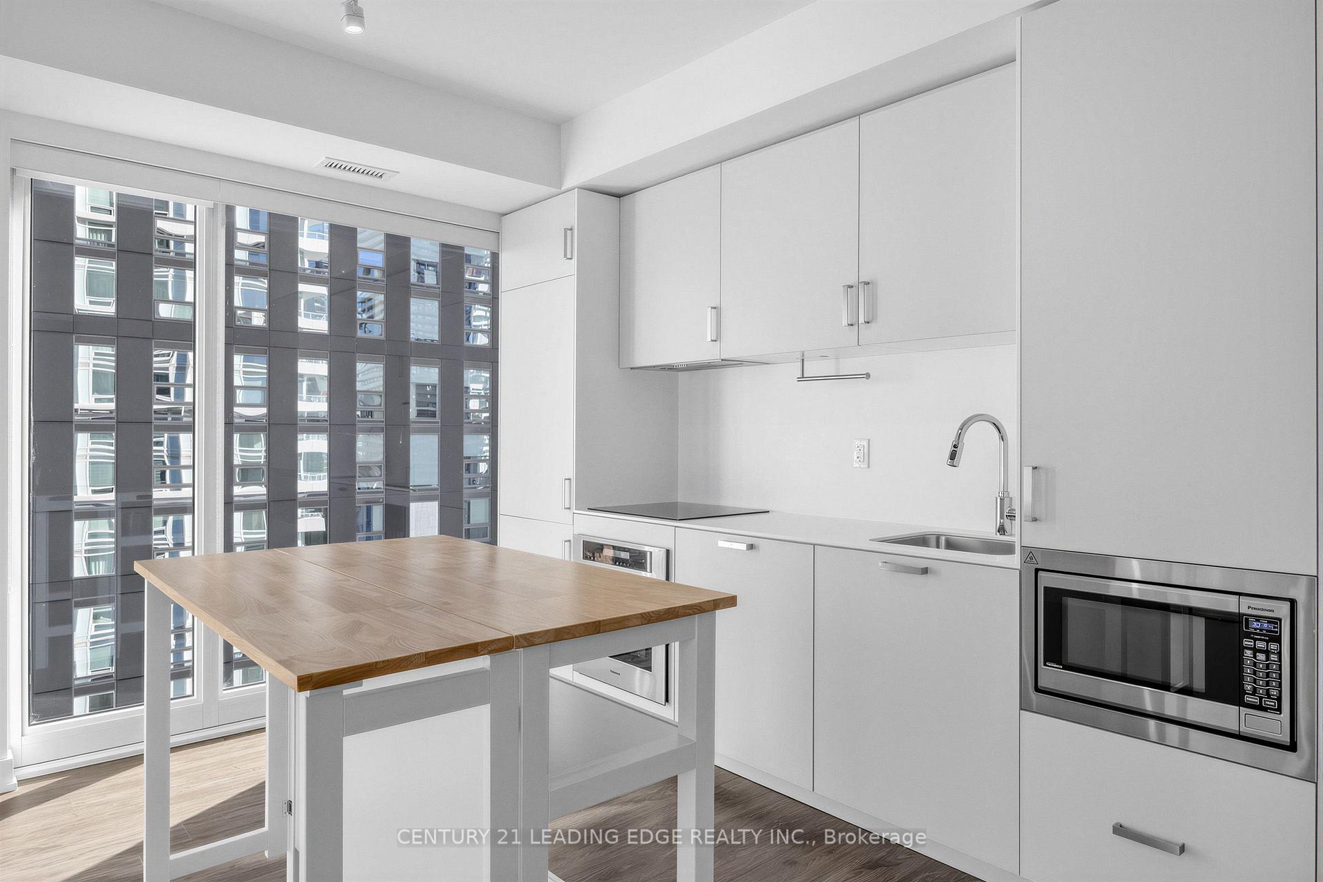 Photo 8 of Unit 1602, 88 Queen Street E, Toronto, Church-Yonge Corridor — HOMEH