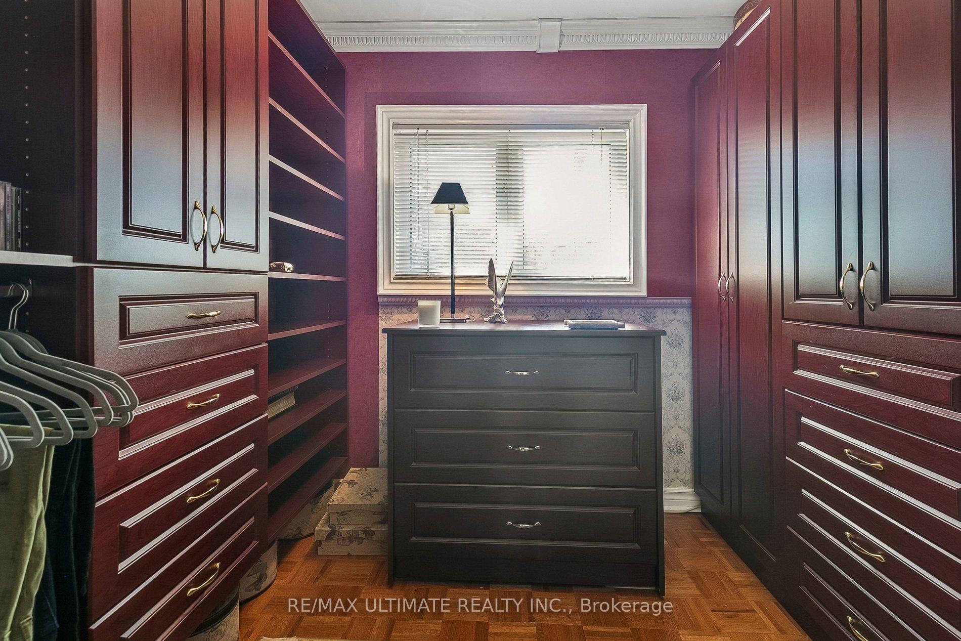 Photo 10 of 28 Mechanics Avenue, Toronto, Little Portugal — HOMEH