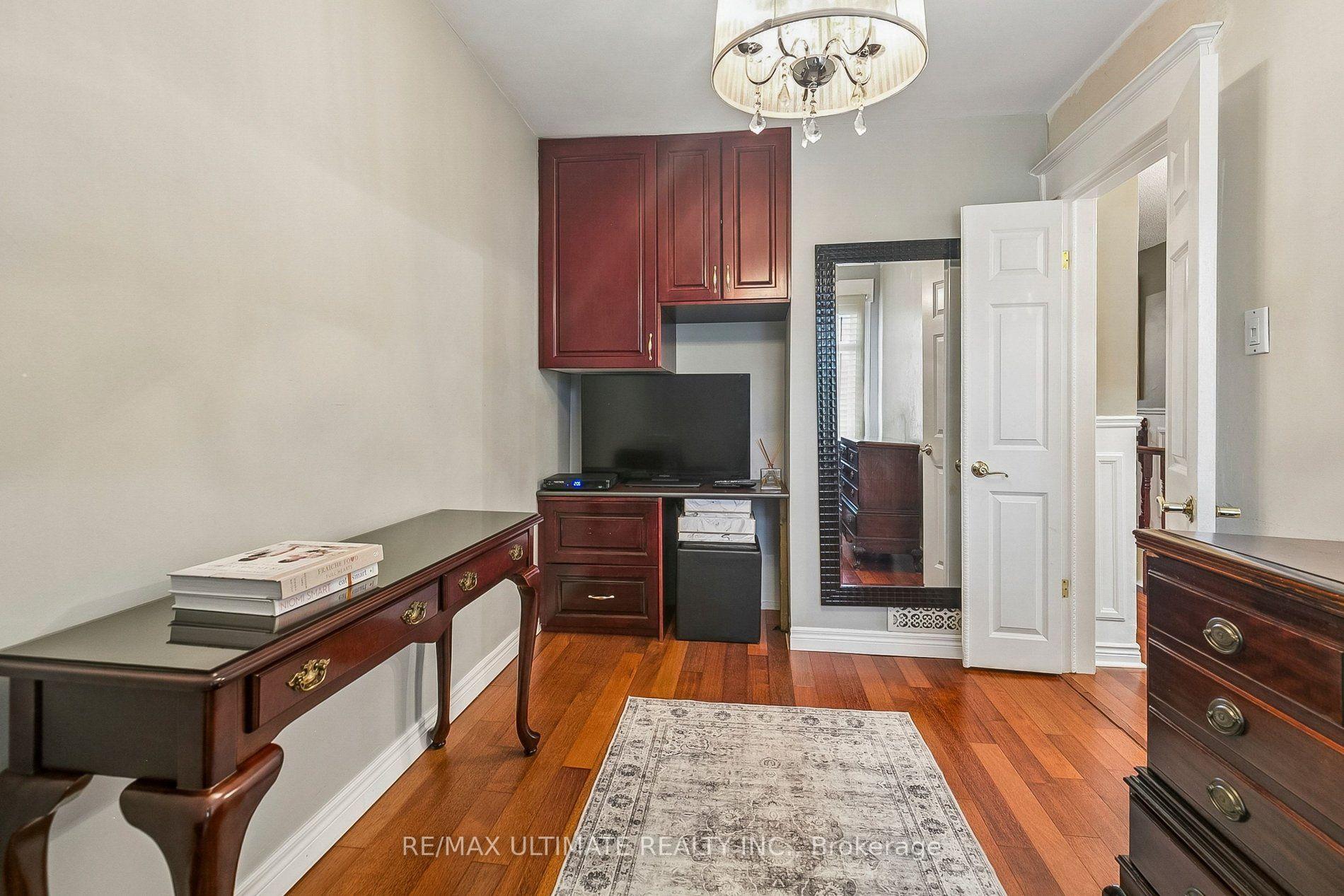 Photo 17 of 28 Mechanics Avenue, Toronto, Little Portugal — HOMEH