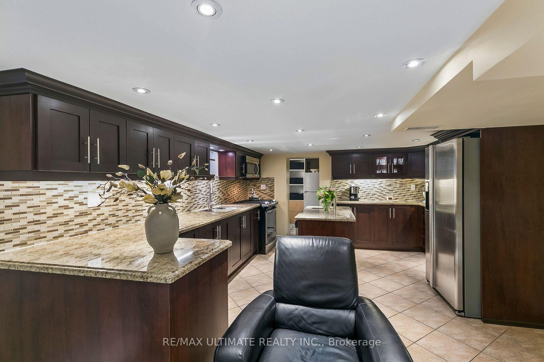 Photo 20 of 28 Mechanics Avenue, Toronto, Little Portugal — HOMEH